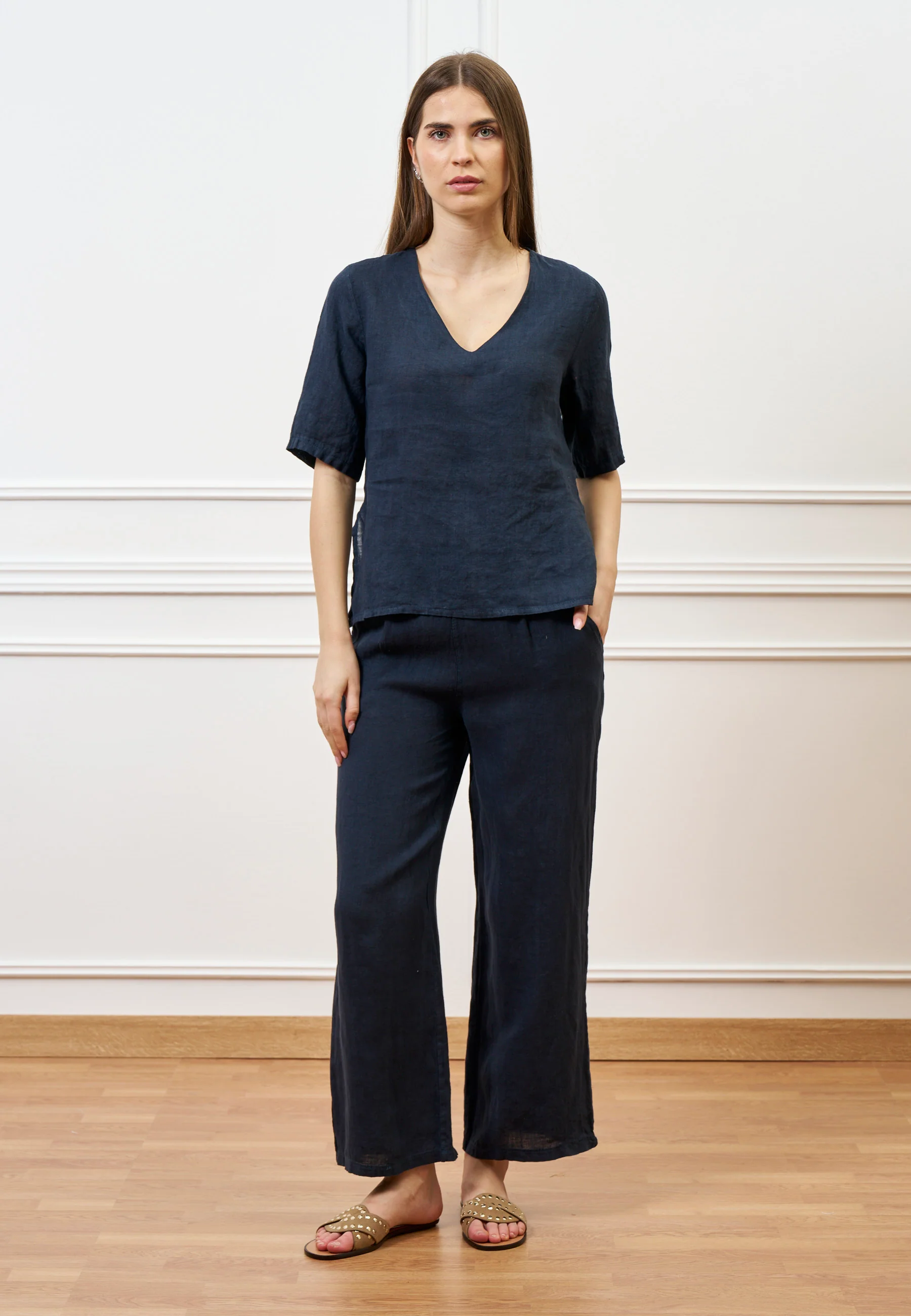 Blusa con scollo a V in lino - BLU - Image 4