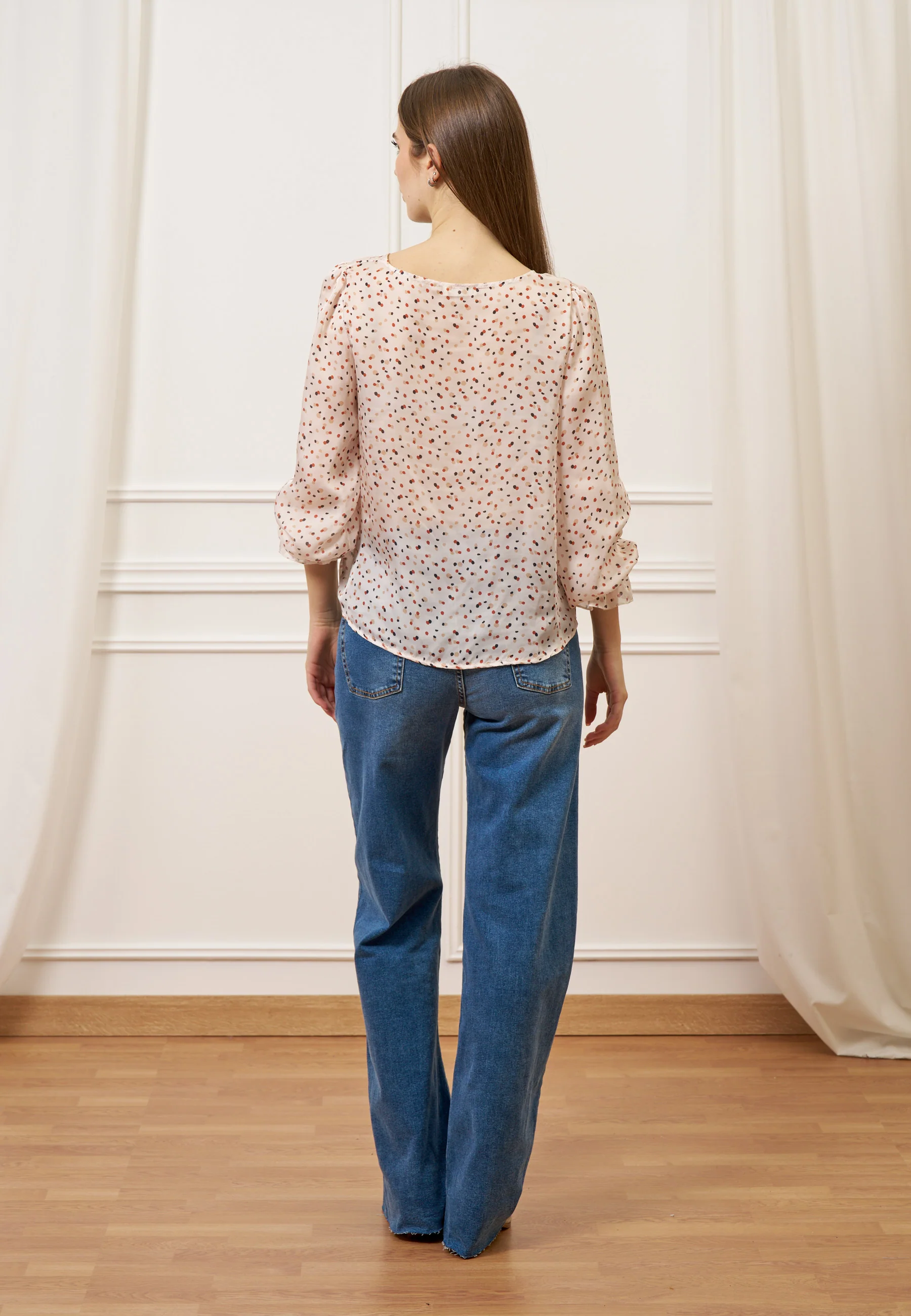 Blusa fantasia con polso volant - AVORIO/COCCIO - Image 6