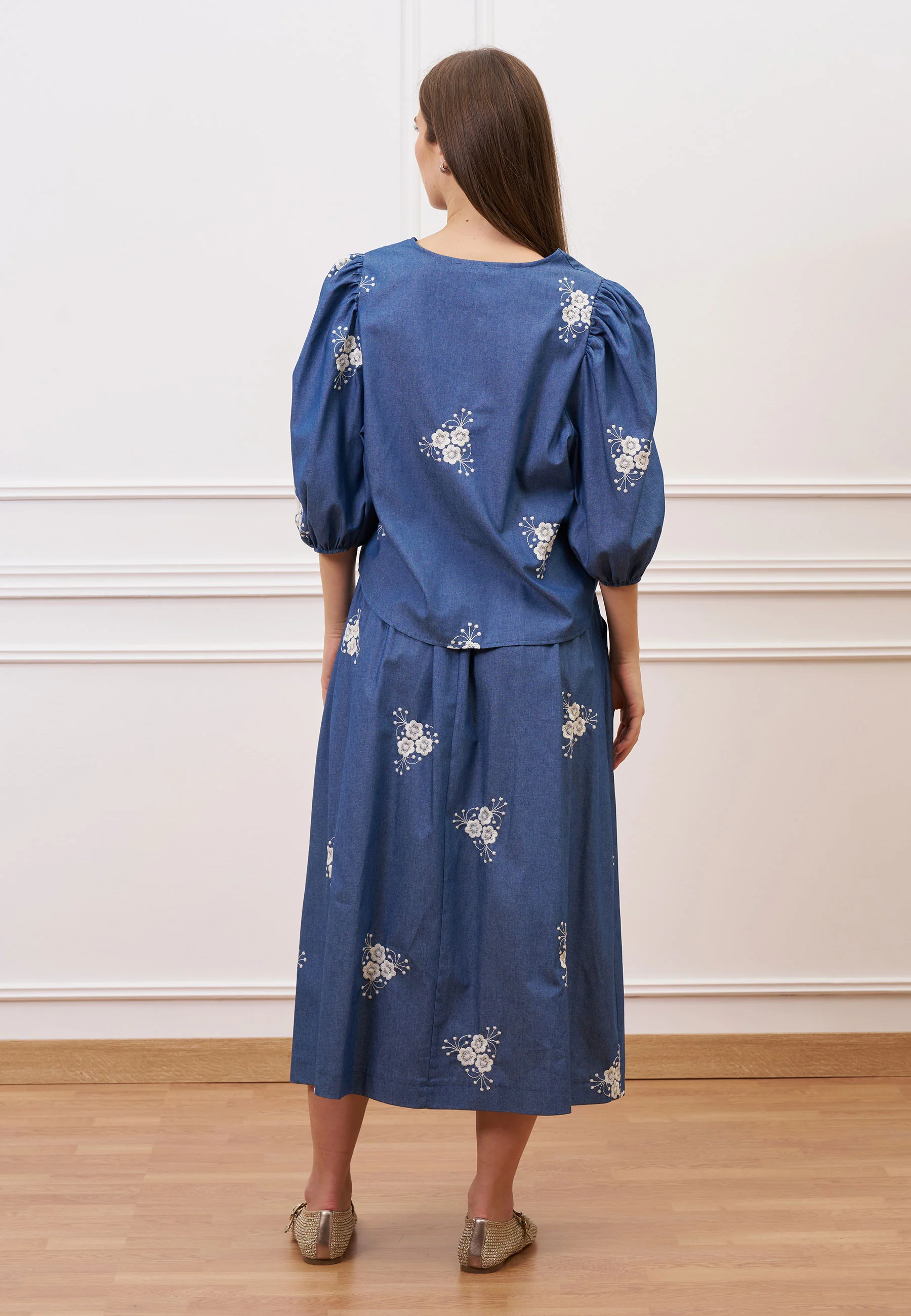 Blusa in chambray ricamato - BLU - Image 5