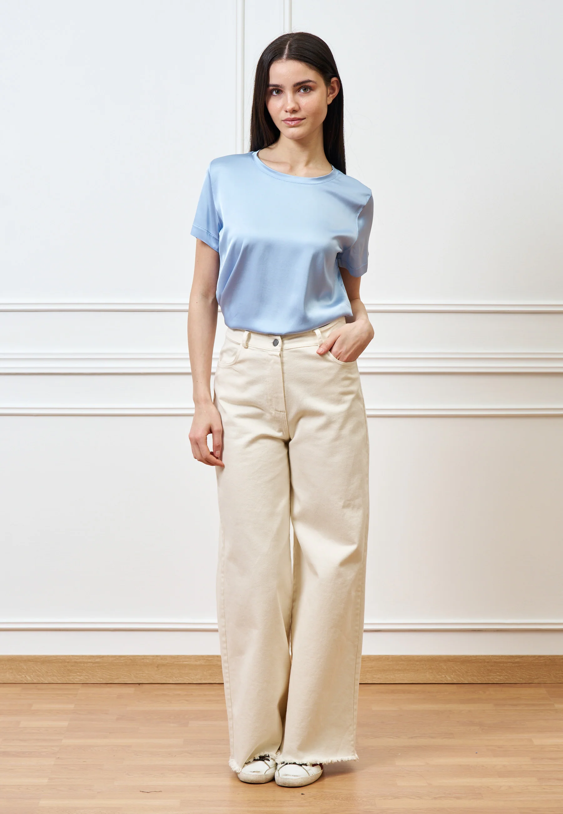 Blusa in raso di viscosa - CELESTE - Image 4