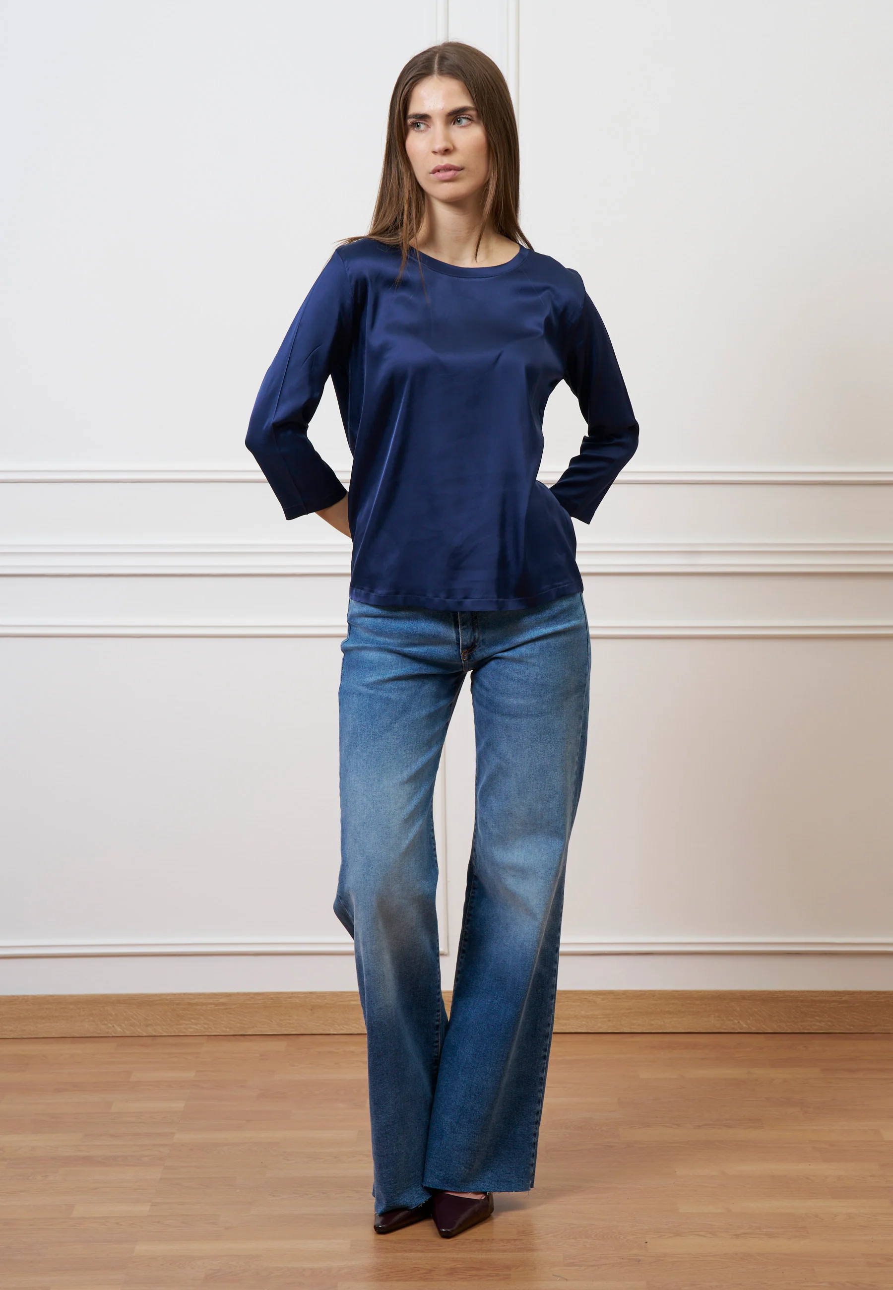 Blusa in raso maniche trequarti  - BLU - Image 2