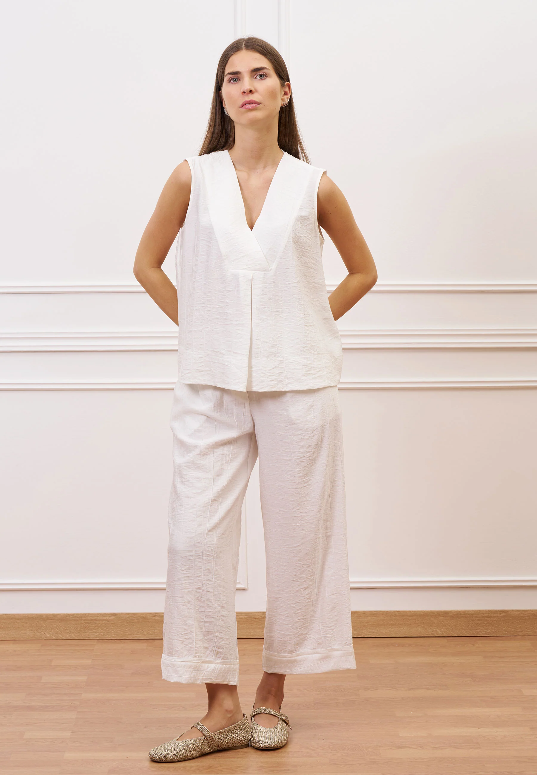Blusa smanicata effetto stropicciato - BIANCO - Image 2