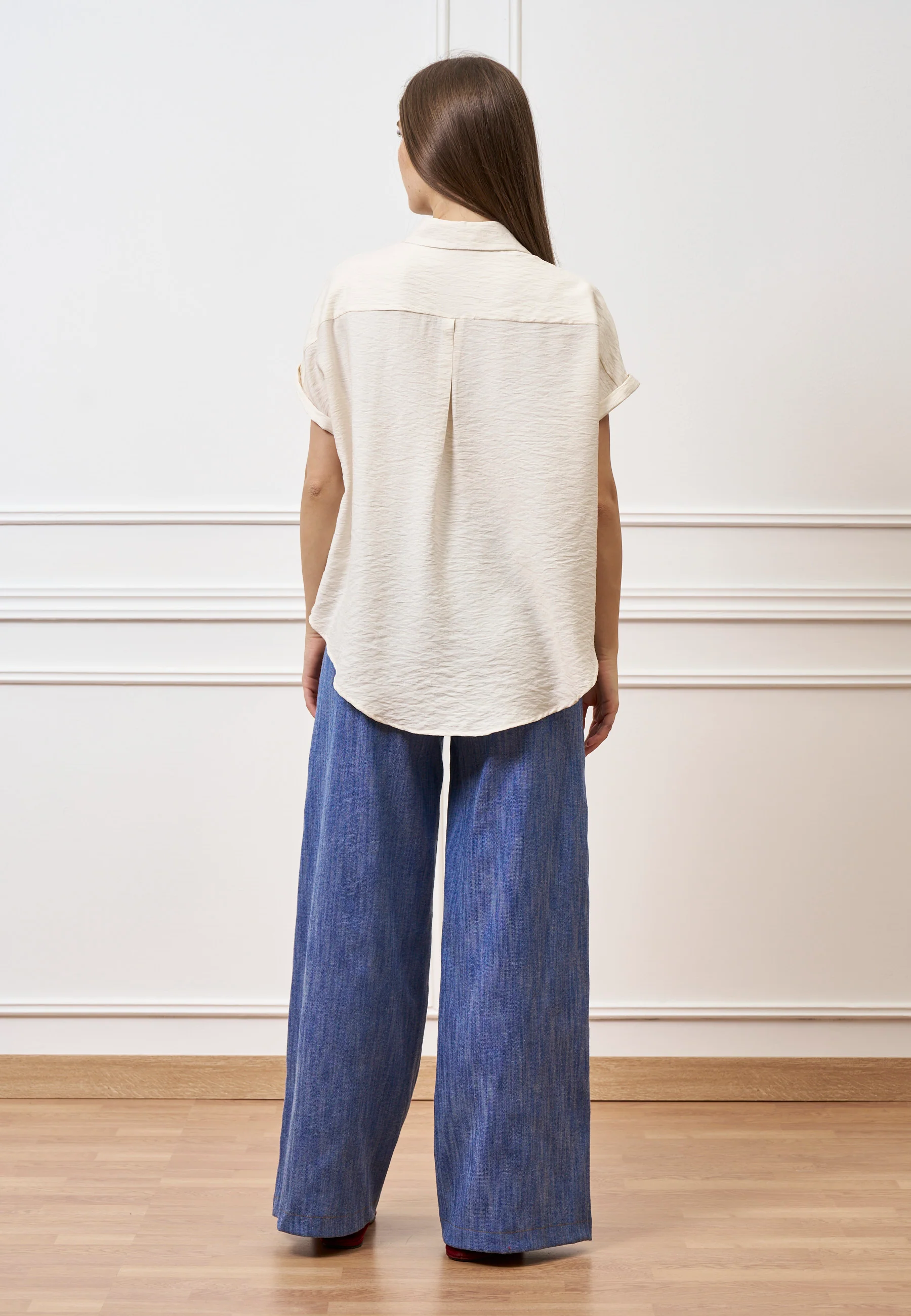Camicia ampia in viscosa con maniche corte  - BEIGE - Image 7