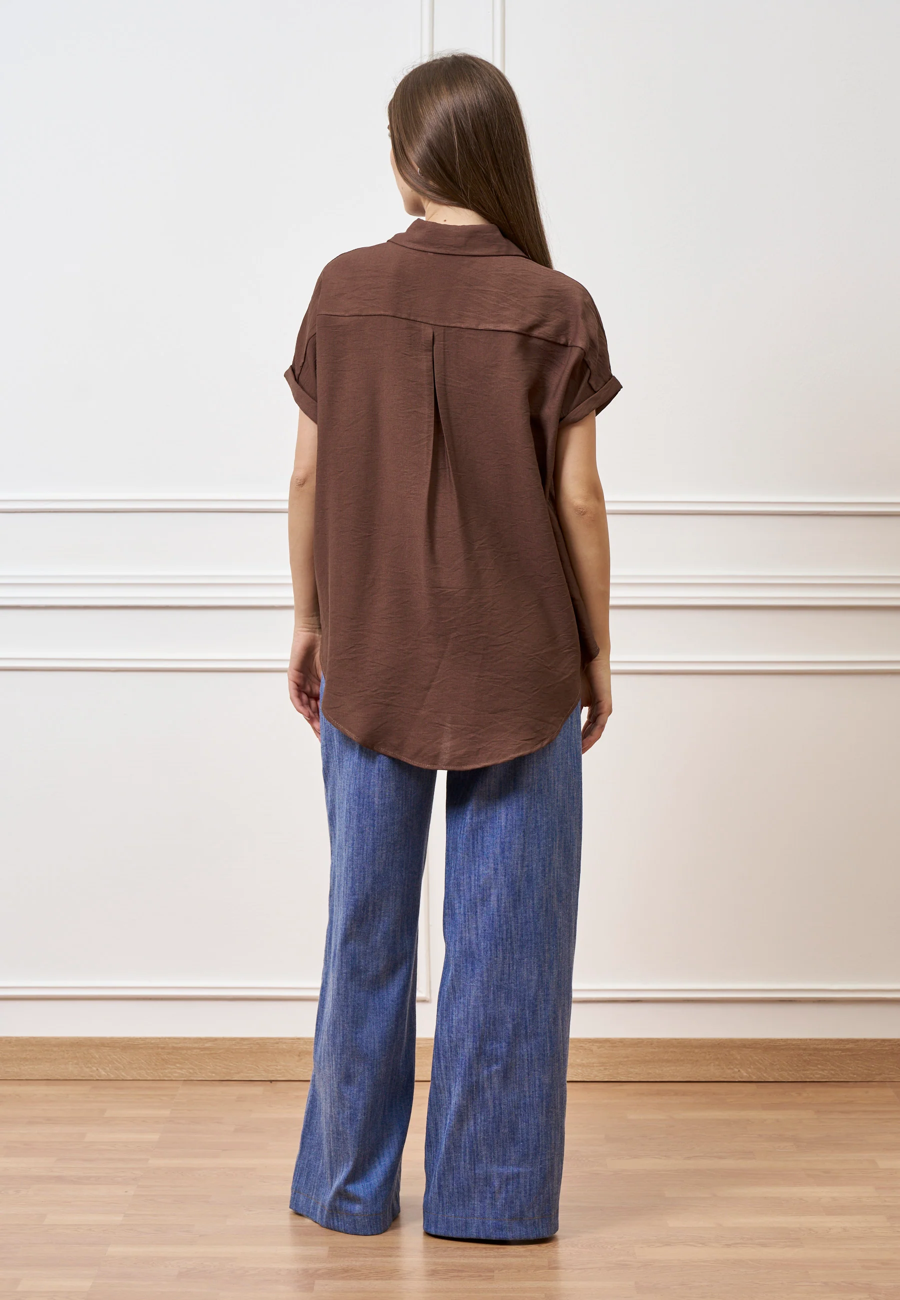 Camicia ampia in viscosa con maniche corte - MARRONE - Image 7
