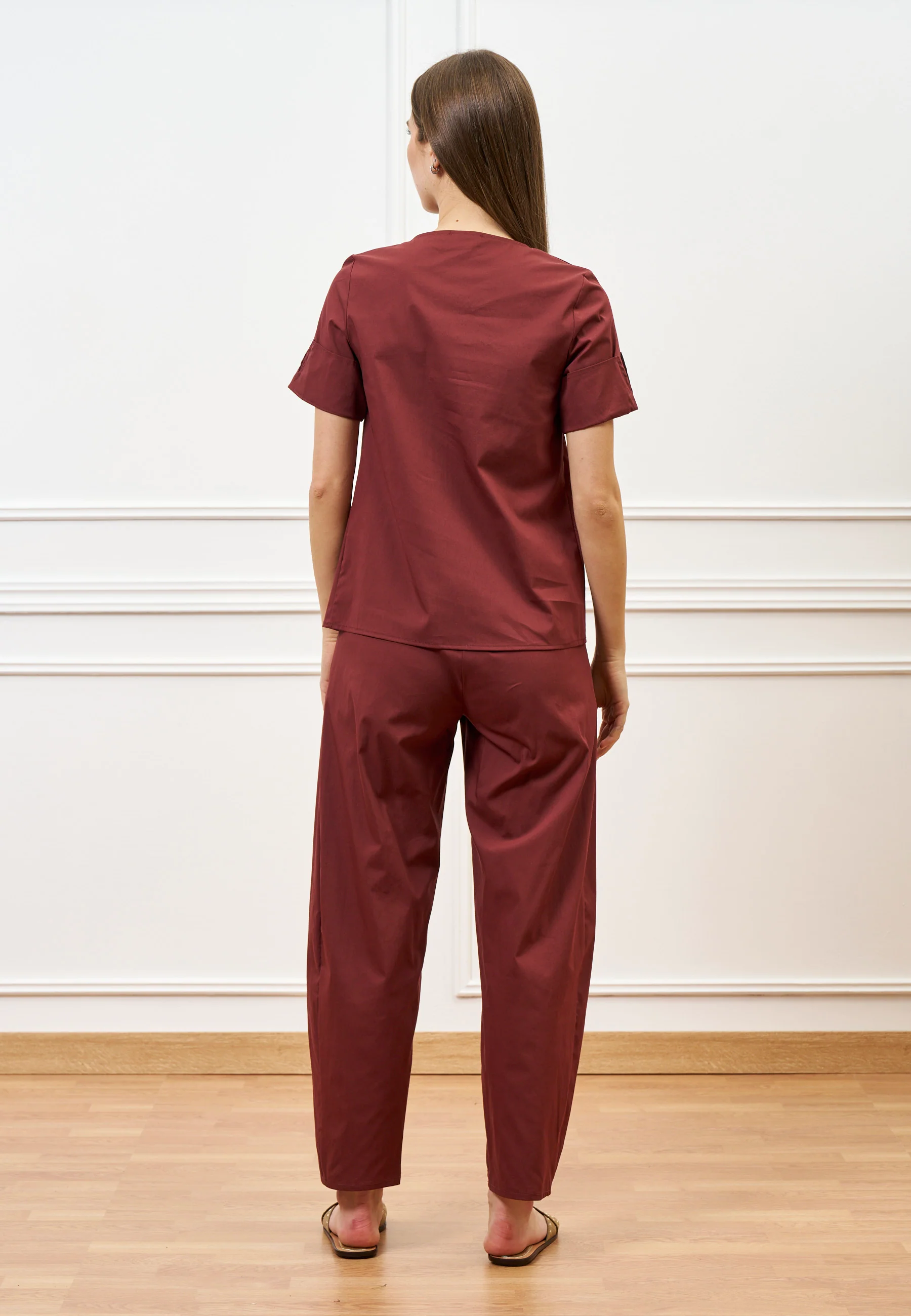Camicia girocollo con pieghe laterali - MARRONE - Image 5