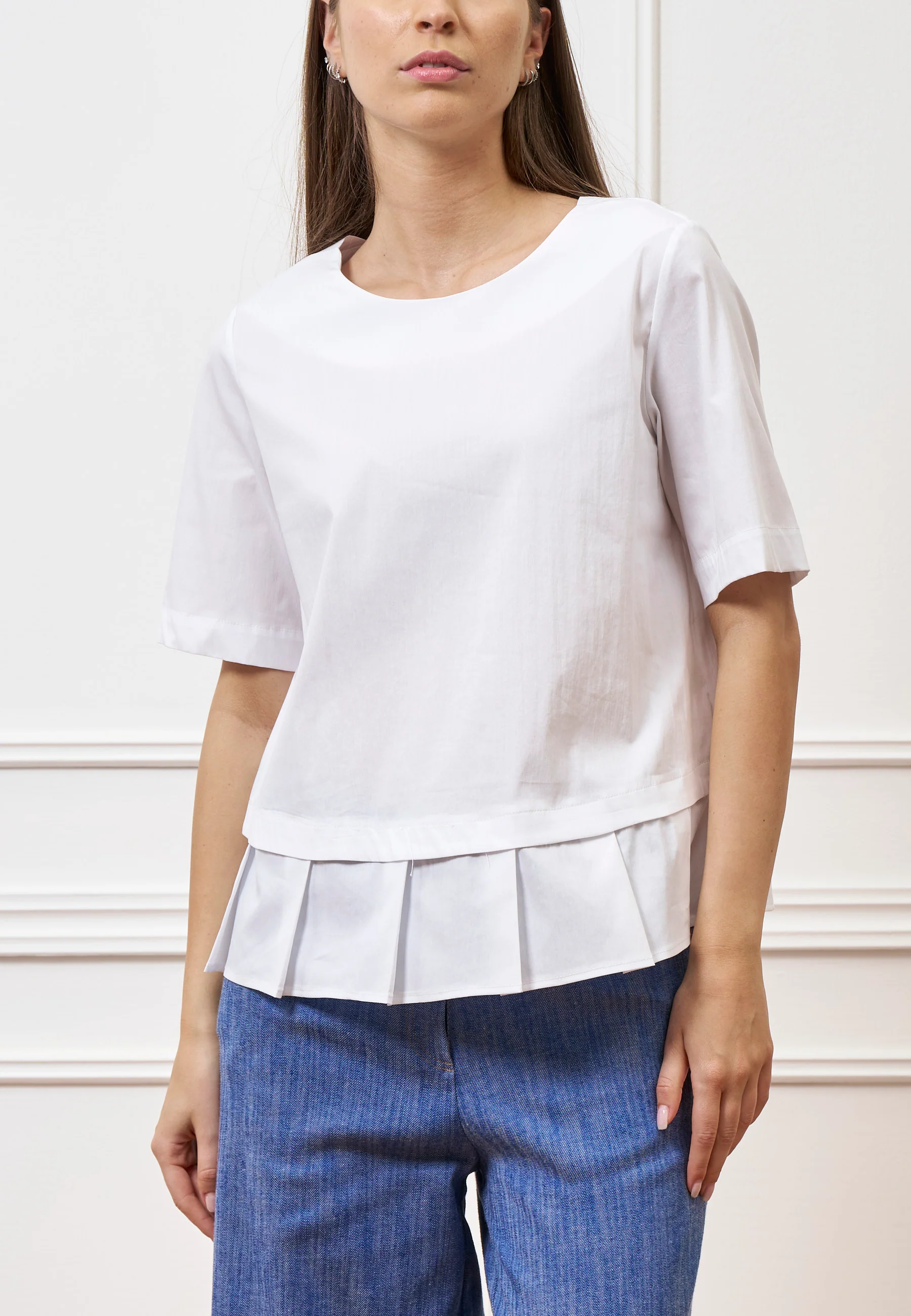 Camicia girocollo con pieghe sul fondo - BIANCO - Image 2