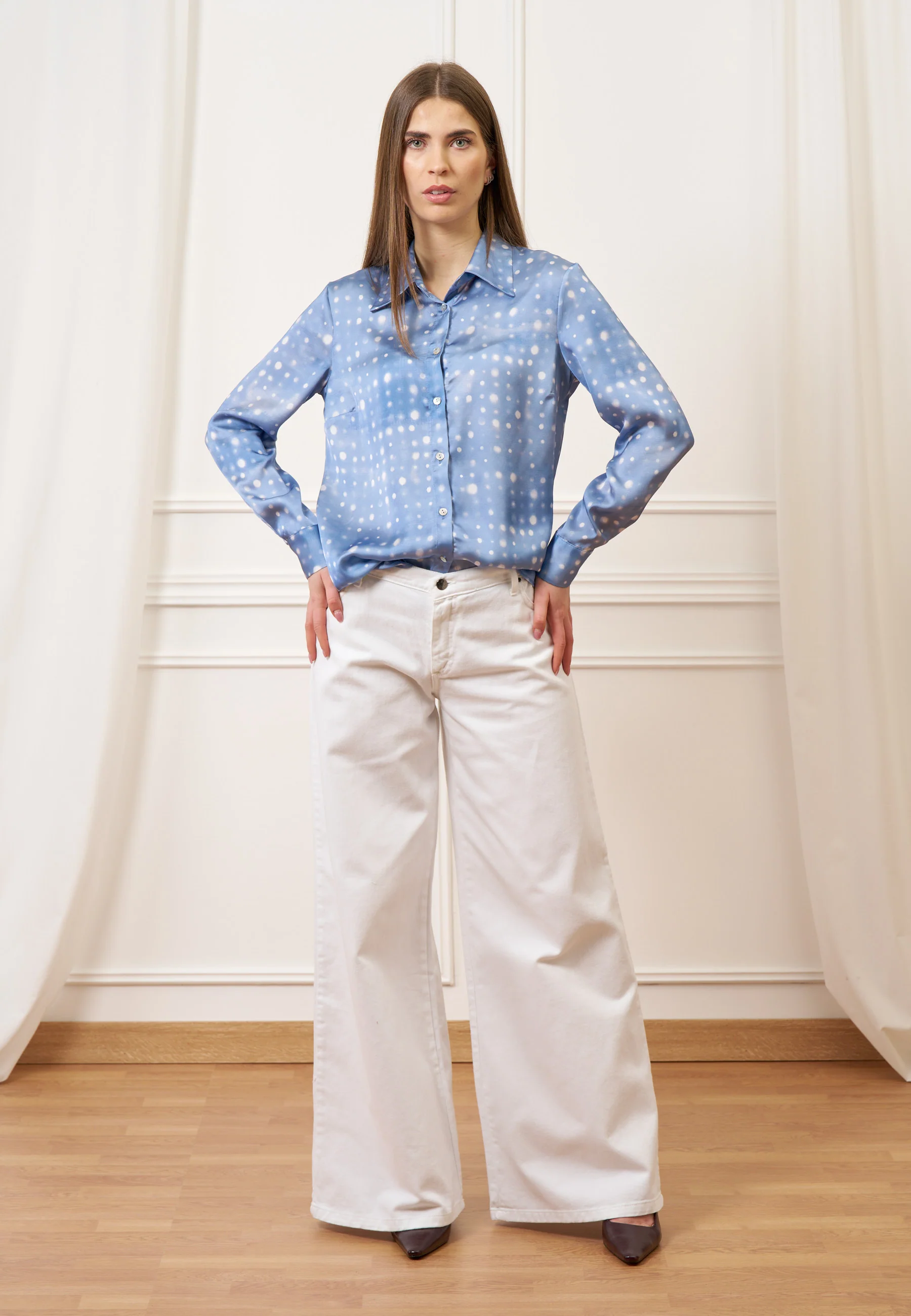 Camicia in raso fantasia a pois - CELESTE - Image 3