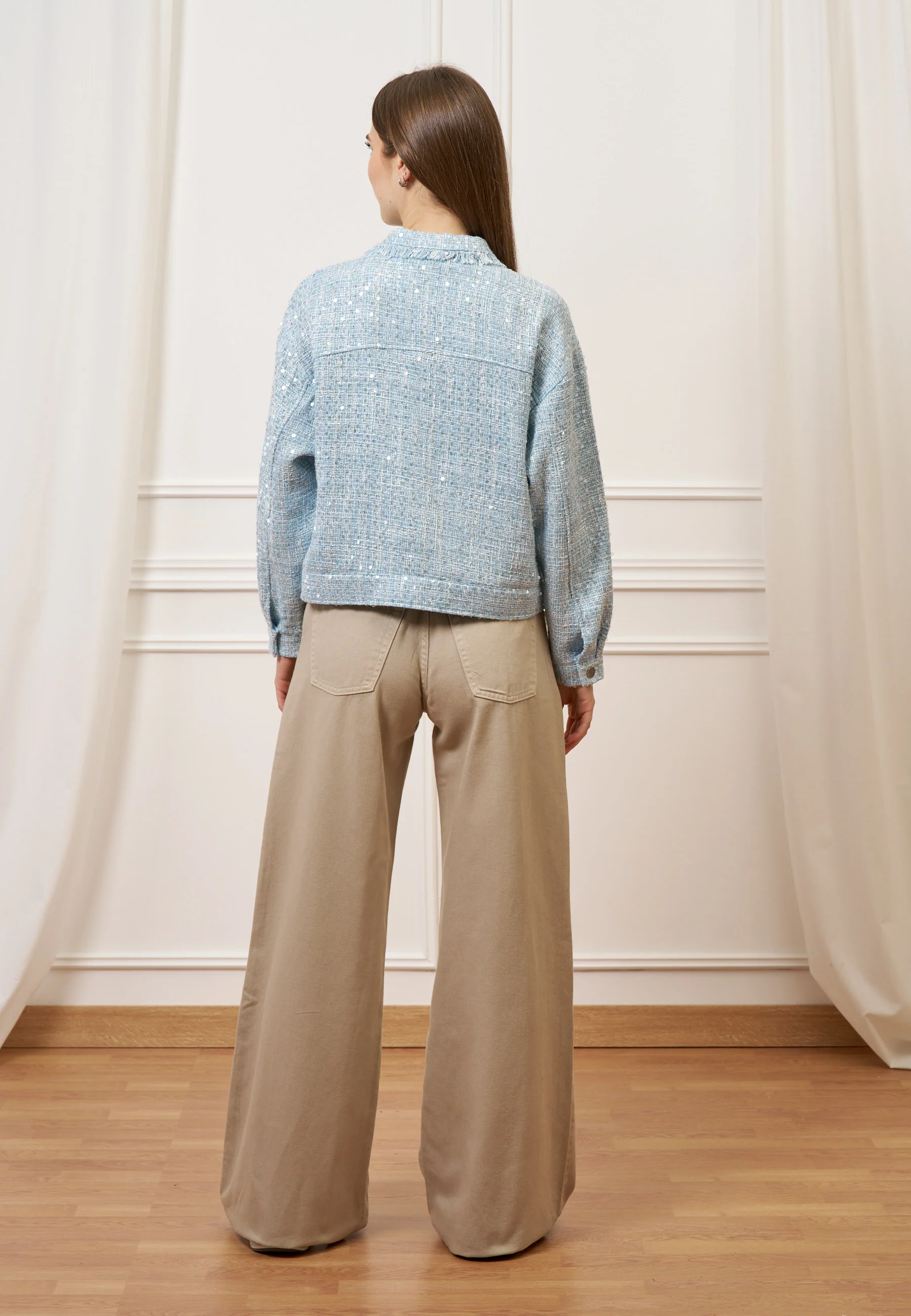 Giacca over in tweed con paillettes - CELESTE - Image 6