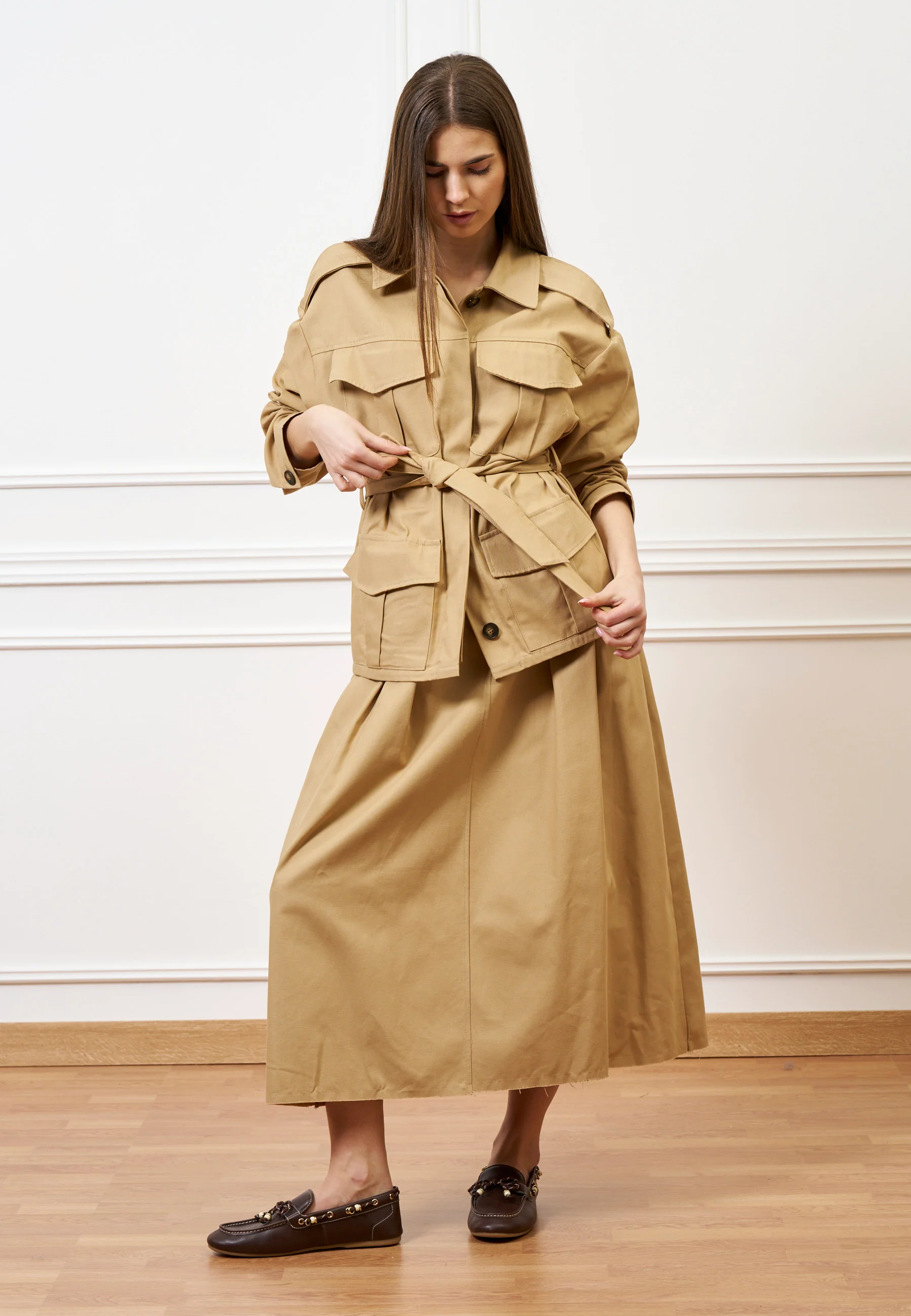 Gonna midi con pinces in vita - BEIGE - Image 3