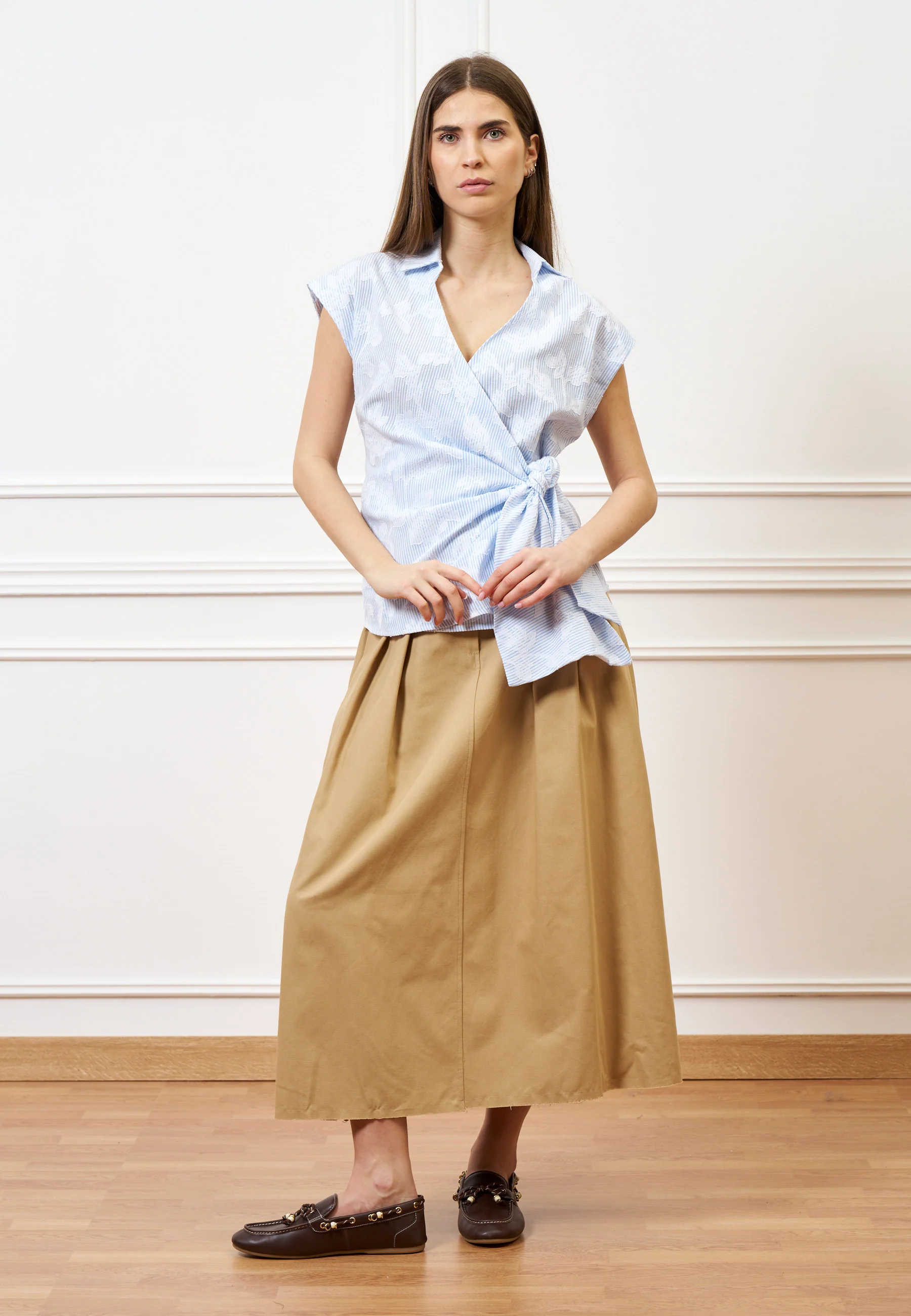 Gonna midi con pinces in vita - BEIGE - Image 4