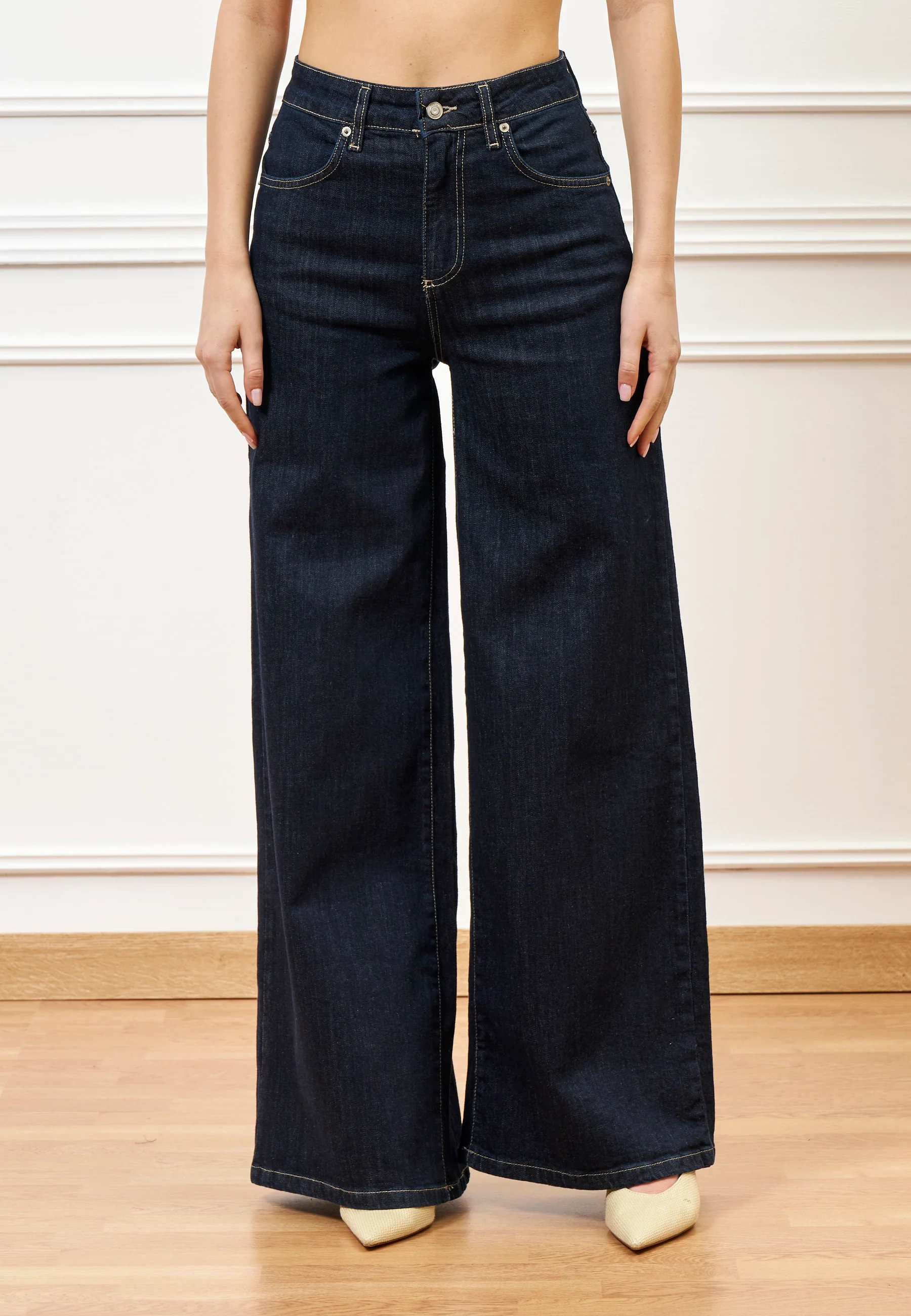 Jeans a vita alta con gamba ampia - JEANS - Image 2