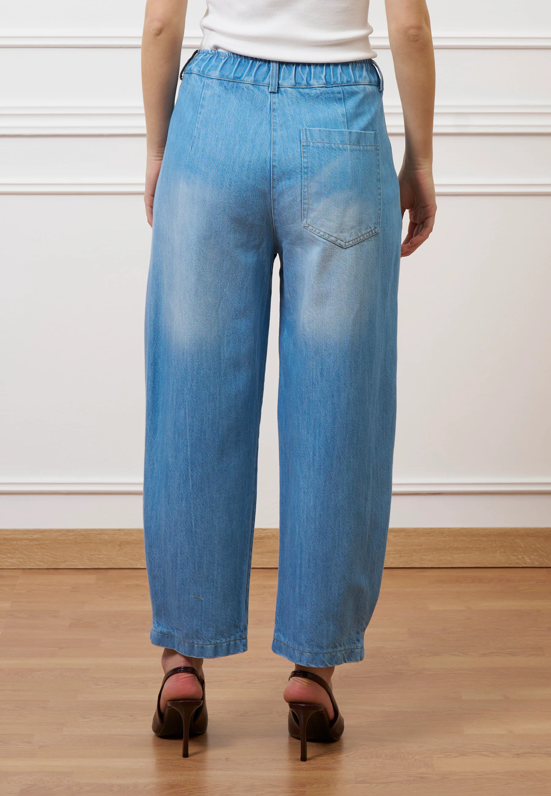 Jeans con elastico in vita - BLU - Image 5