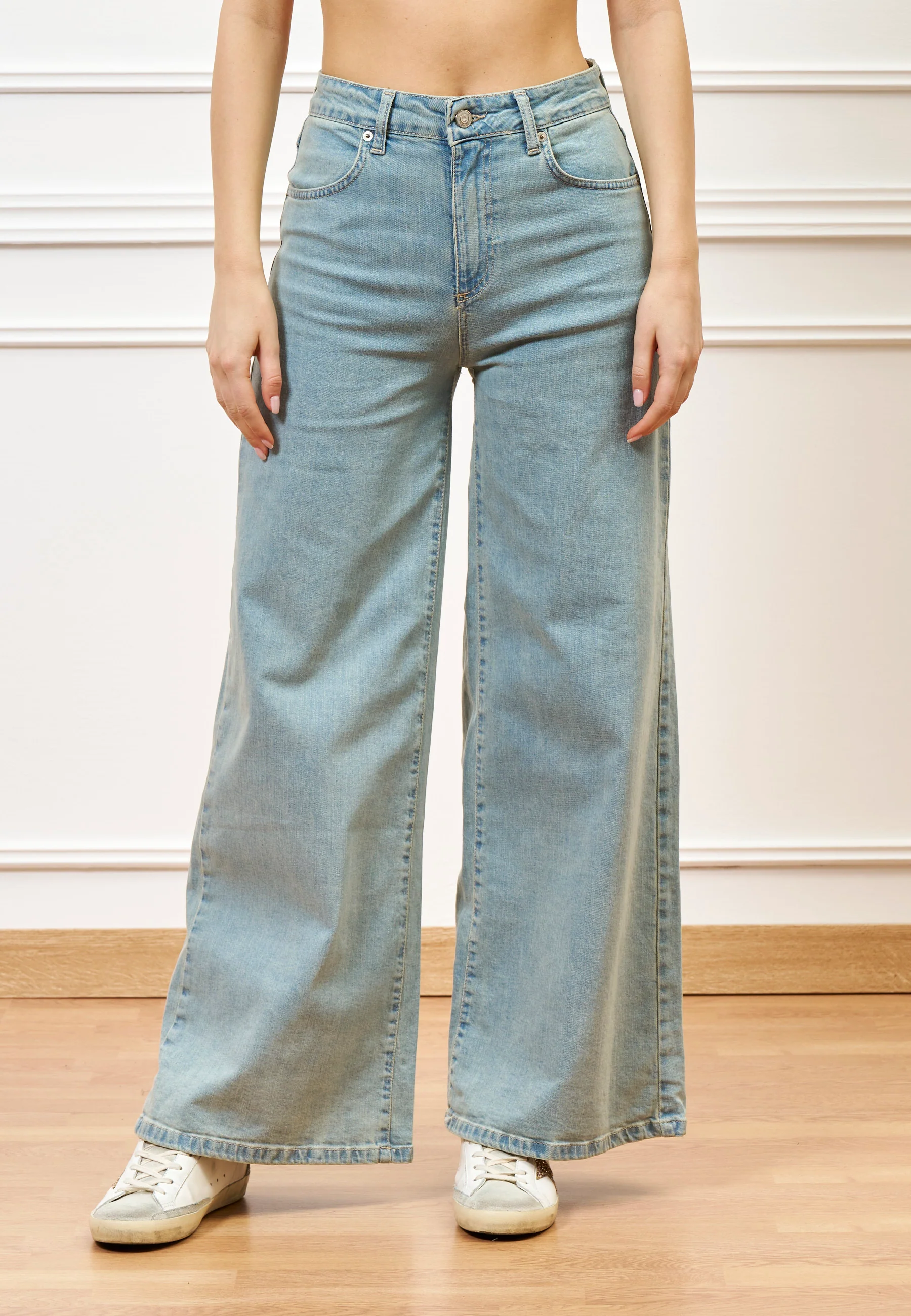 Jeans con gamba ampia a vita alta - JEANS - Image 2