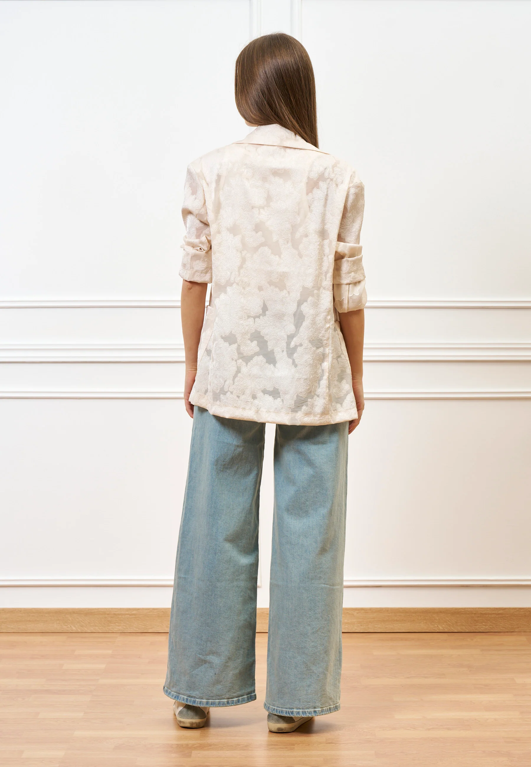 Jeans con gamba ampia a vita alta - JEANS - Image 9
