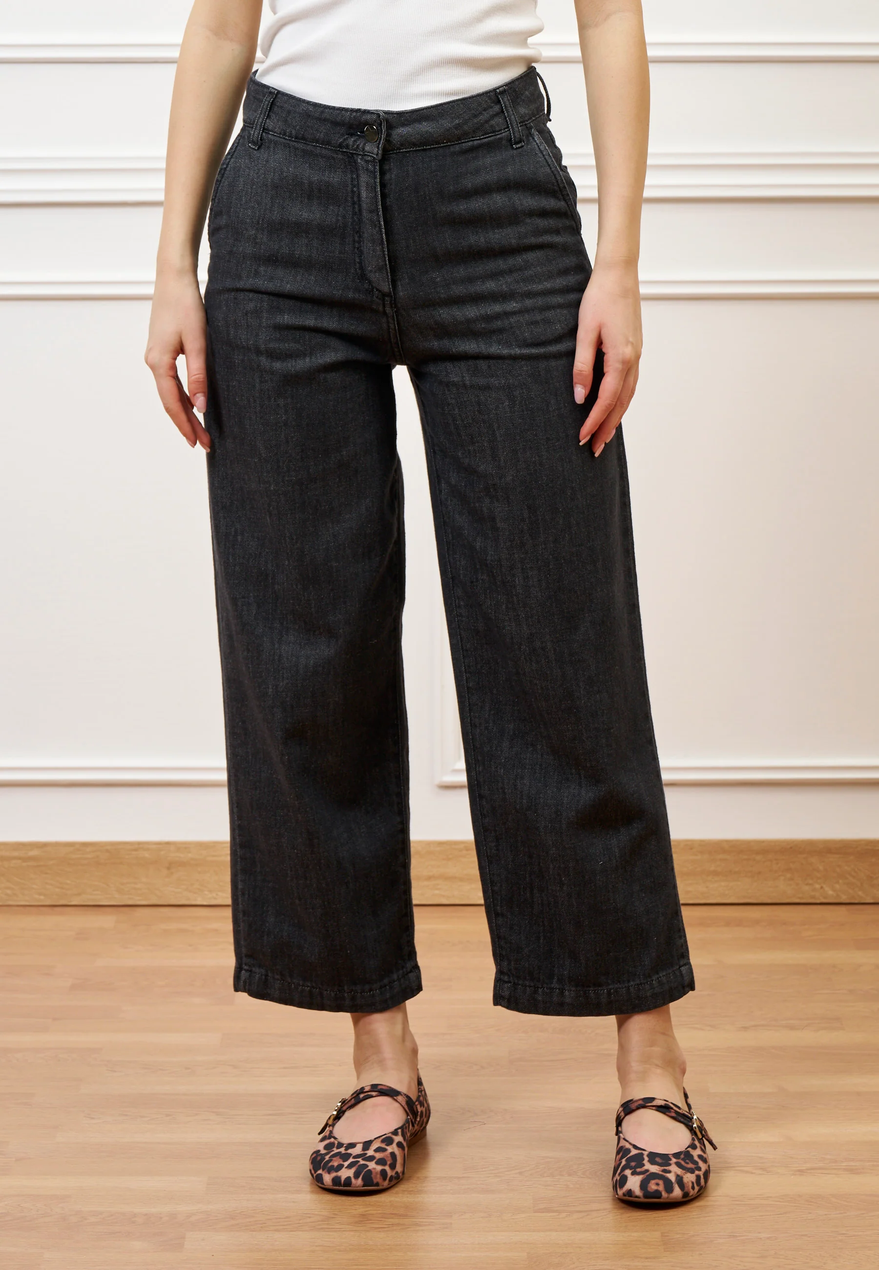 Jeans dritti alla caviglia - NERO - Image 2