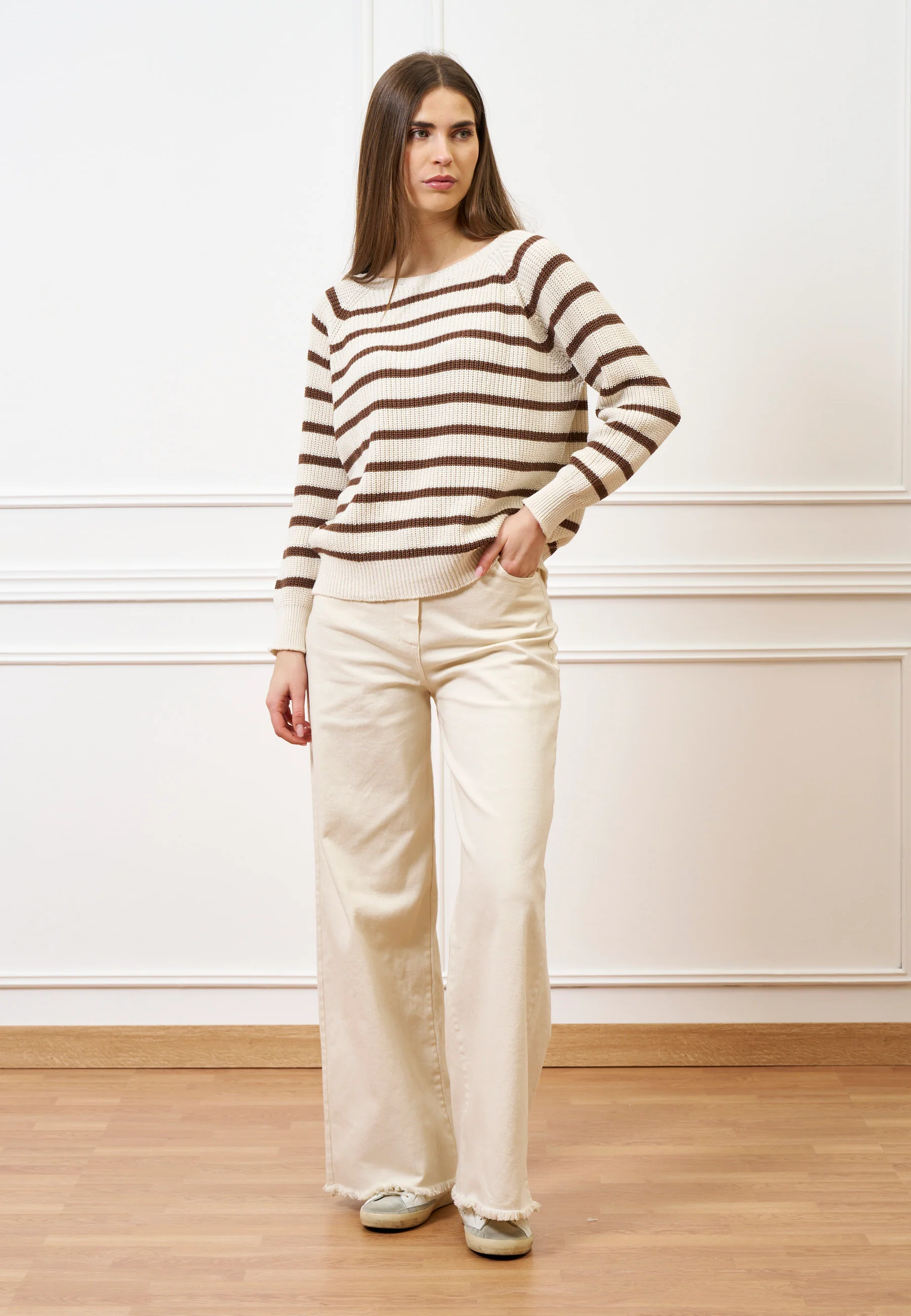 Maglia a righe con maniche raglan - BIANCO/MARRONE - Image 4
