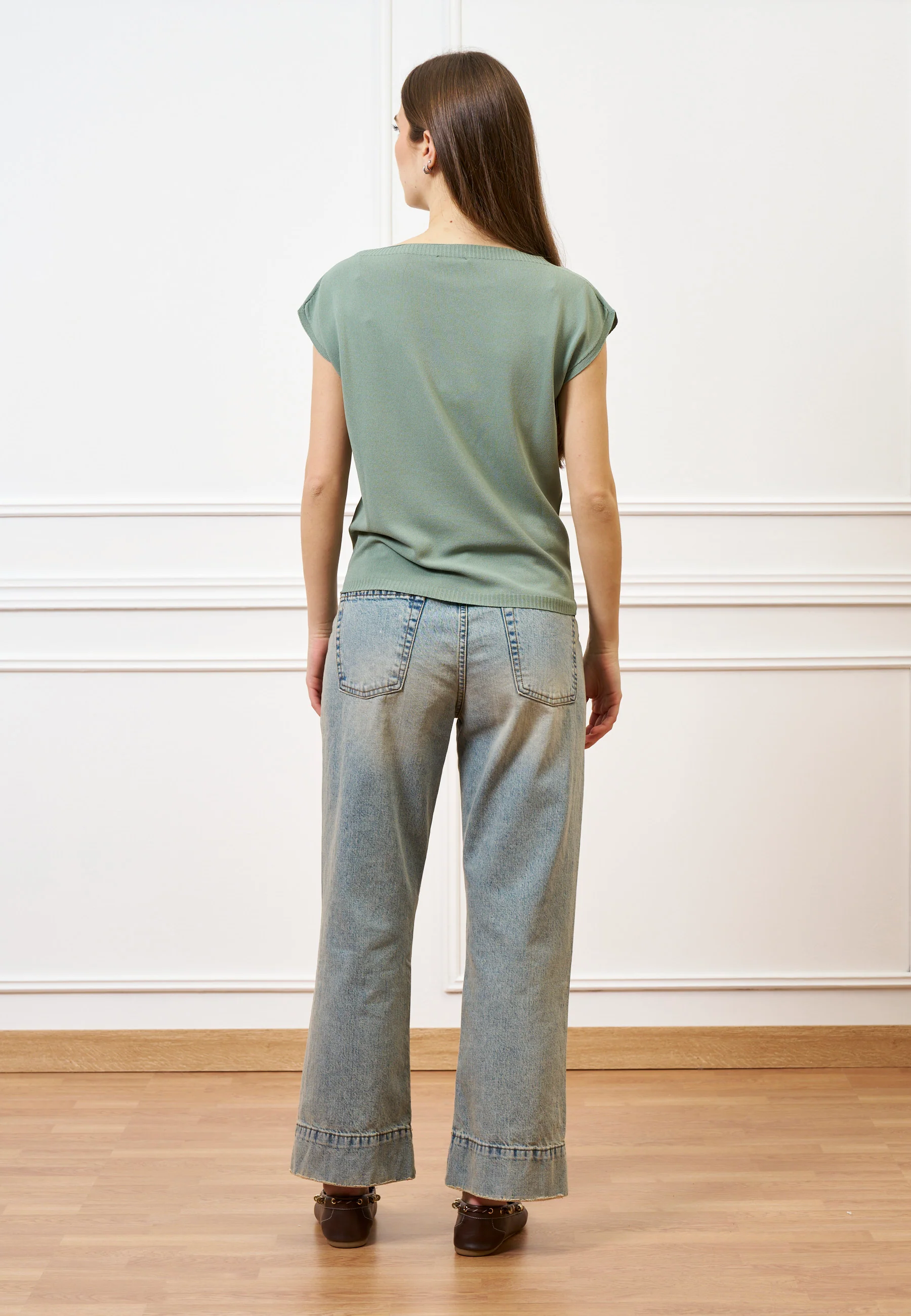Maglia con scollo a barca smanicata - MILITARE - Image 5