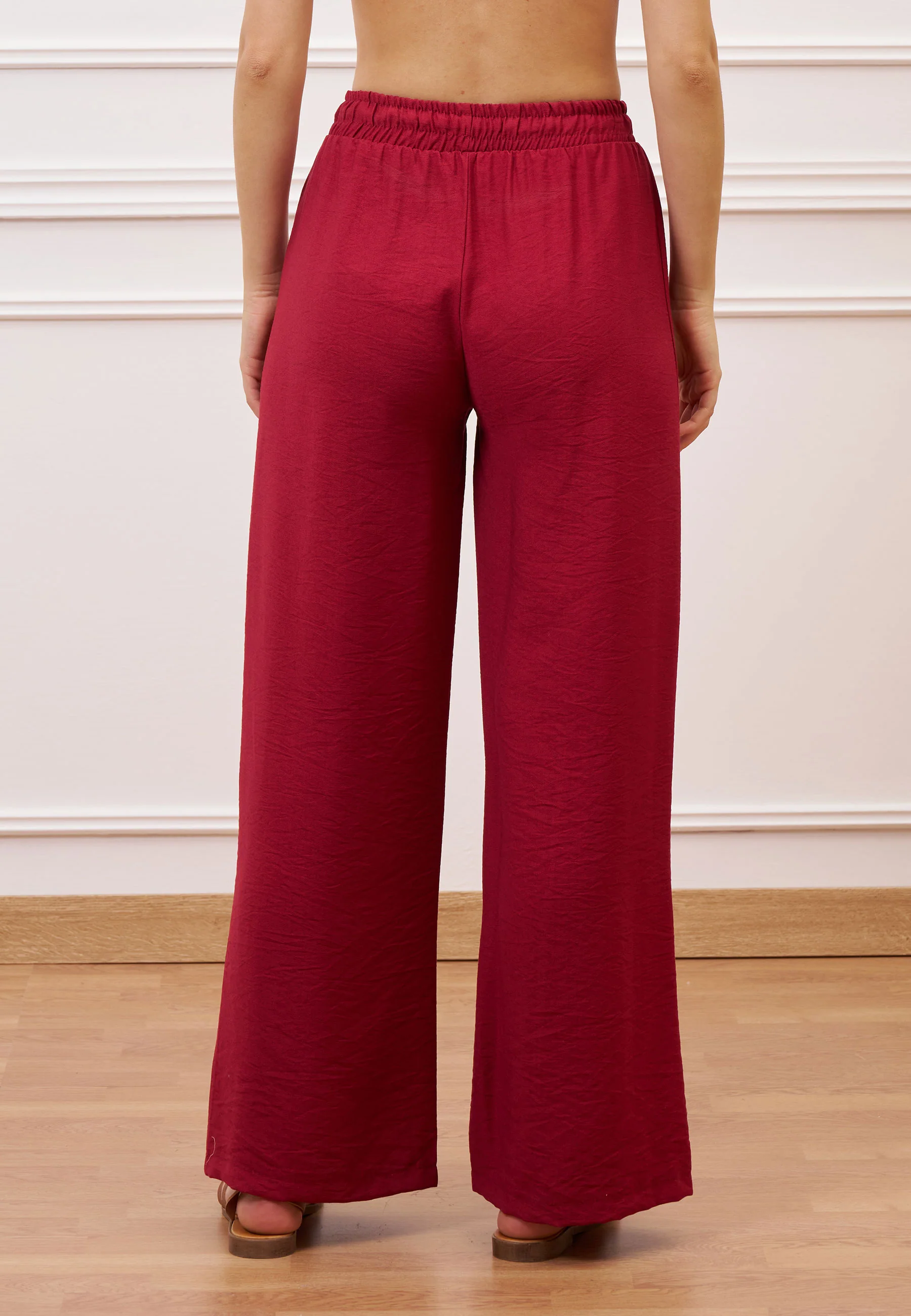Pantalone ampio in viscosa - BORDEAUX - Image 6