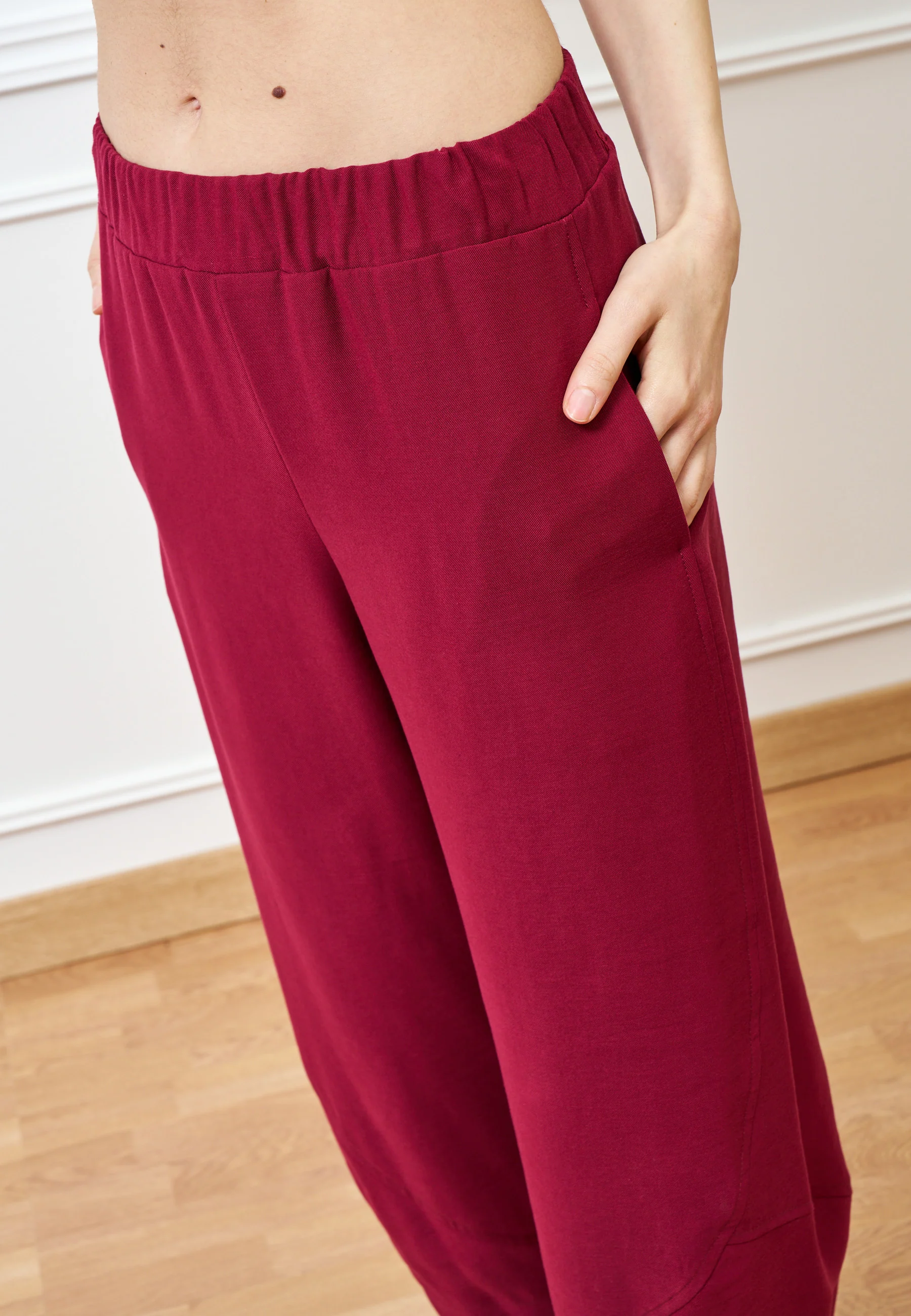 Pantalone balloon alla caviglia - BORDEAUX - Image 6