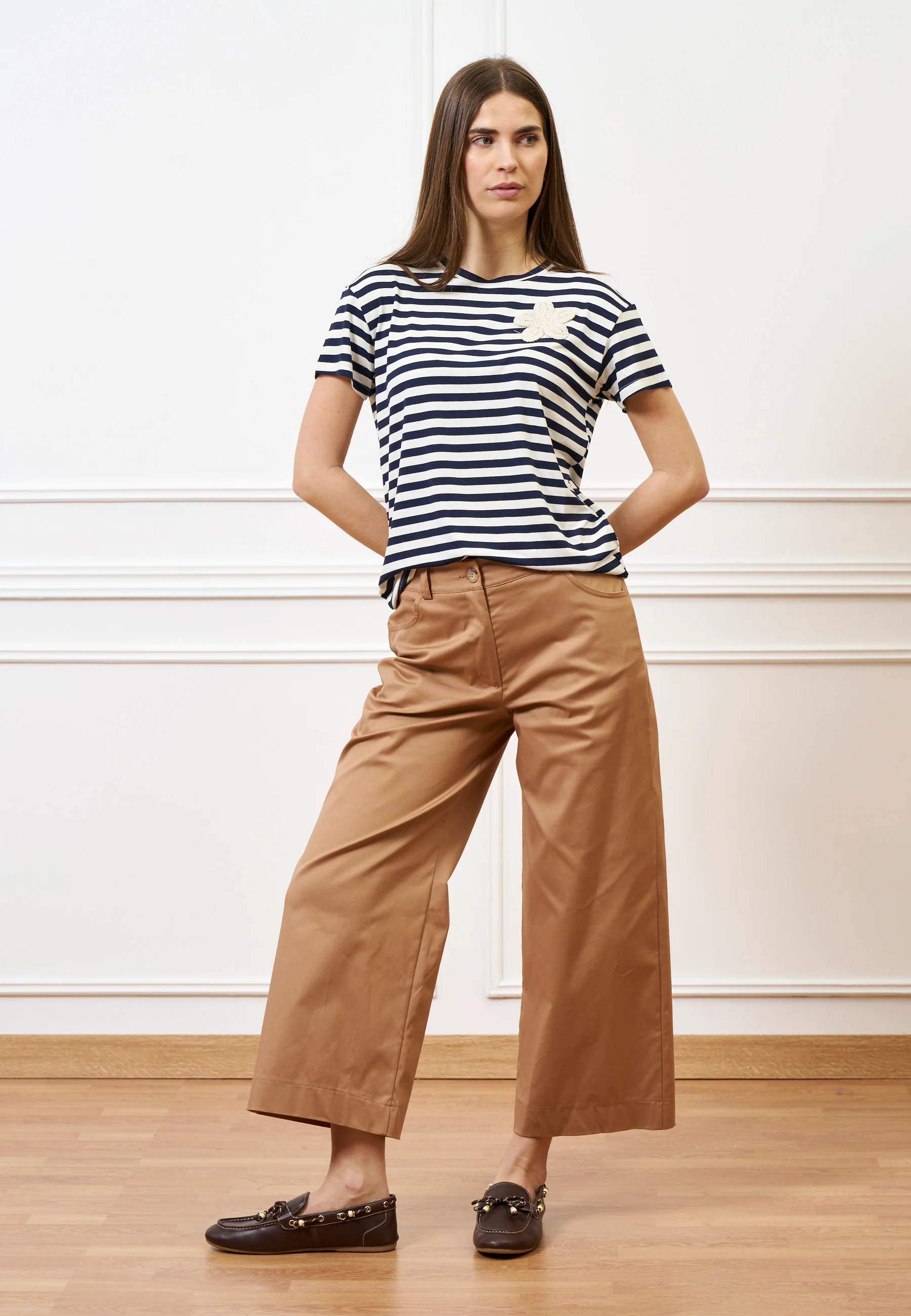 Pantalone con fondo ampio in cotone - NOCCIOLA - Image 18