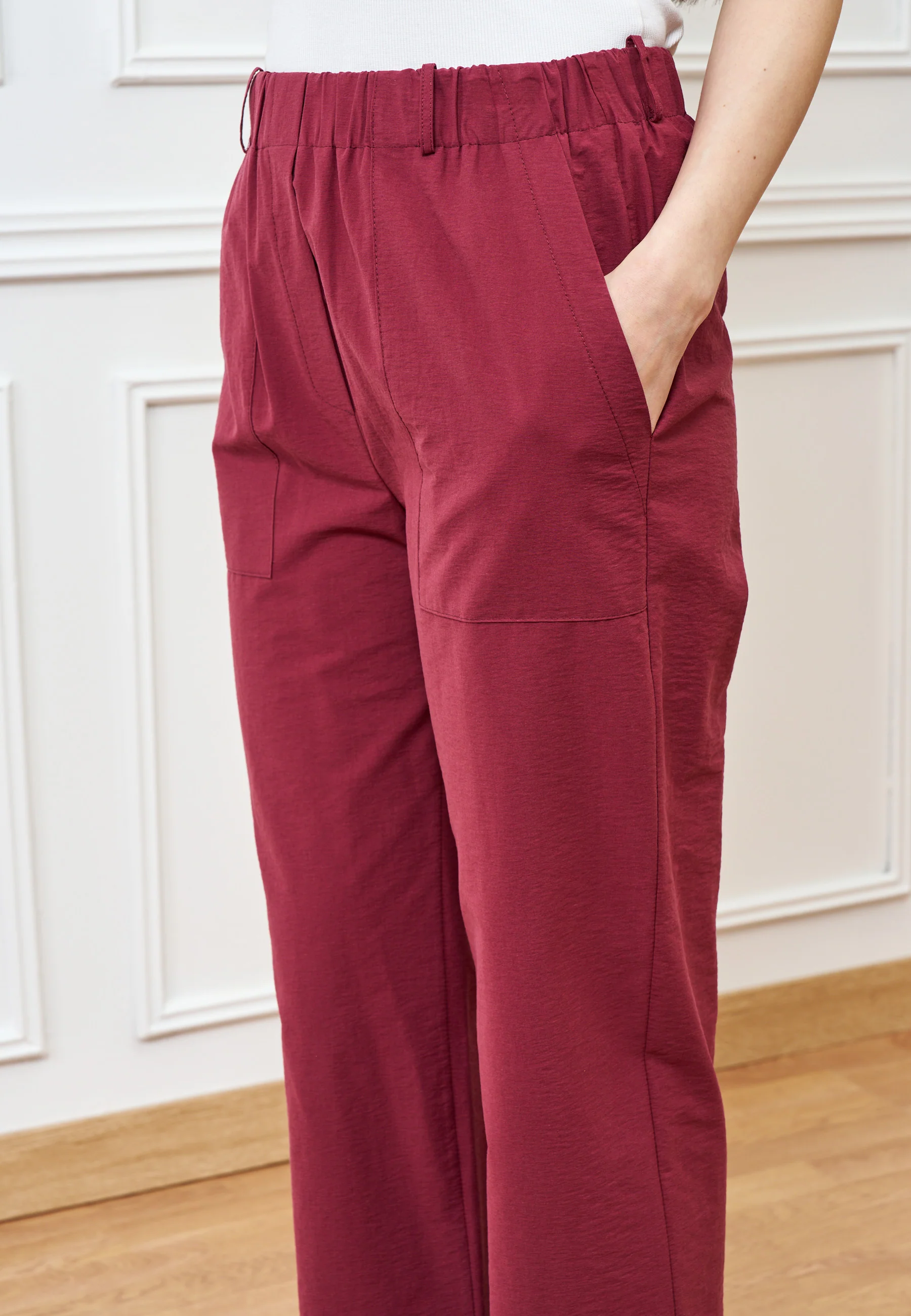 Pantalone con tasche applicate - INDIA - Image 4