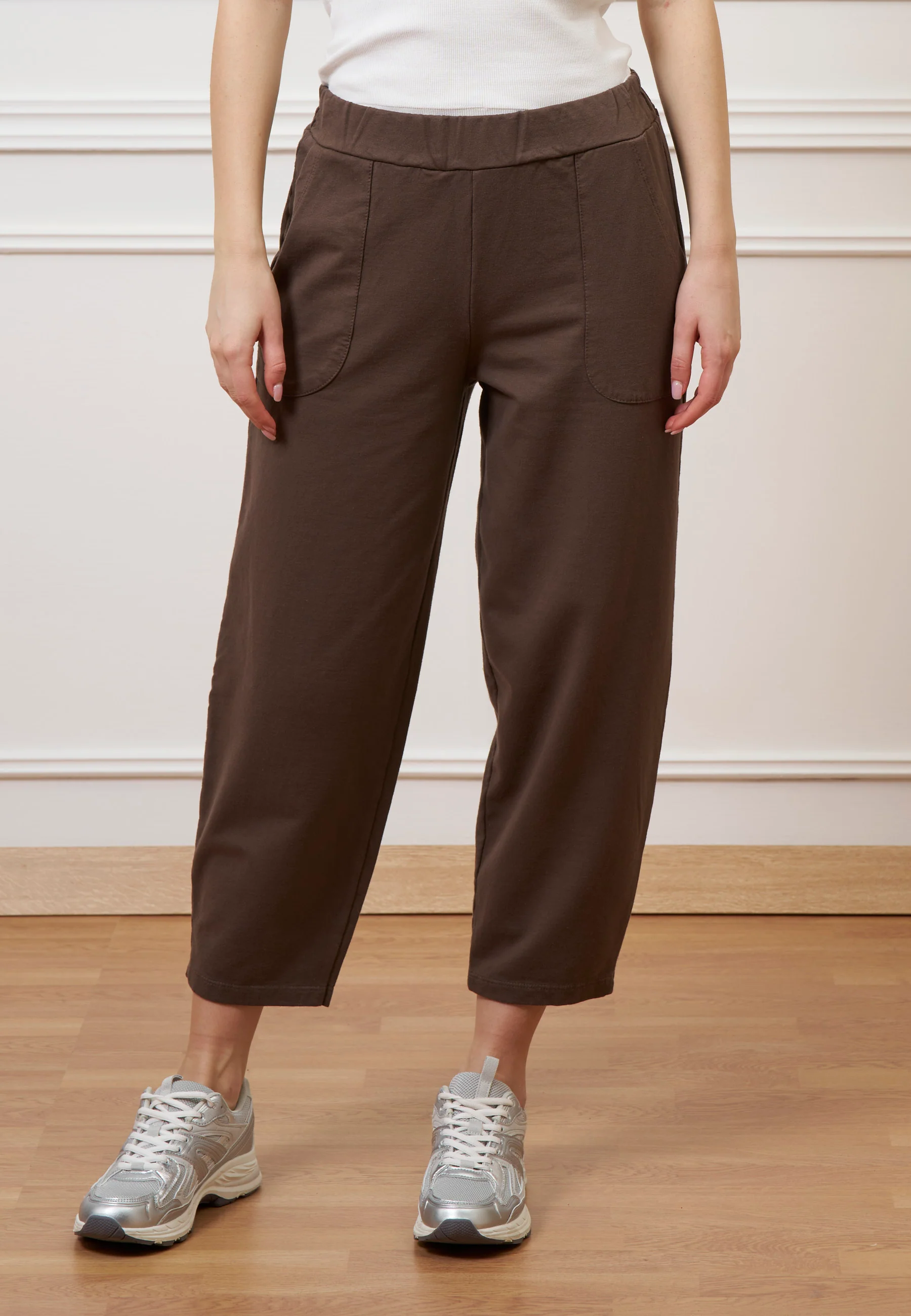 Pantalone mom fit in felpa - MARRONE - Image 2