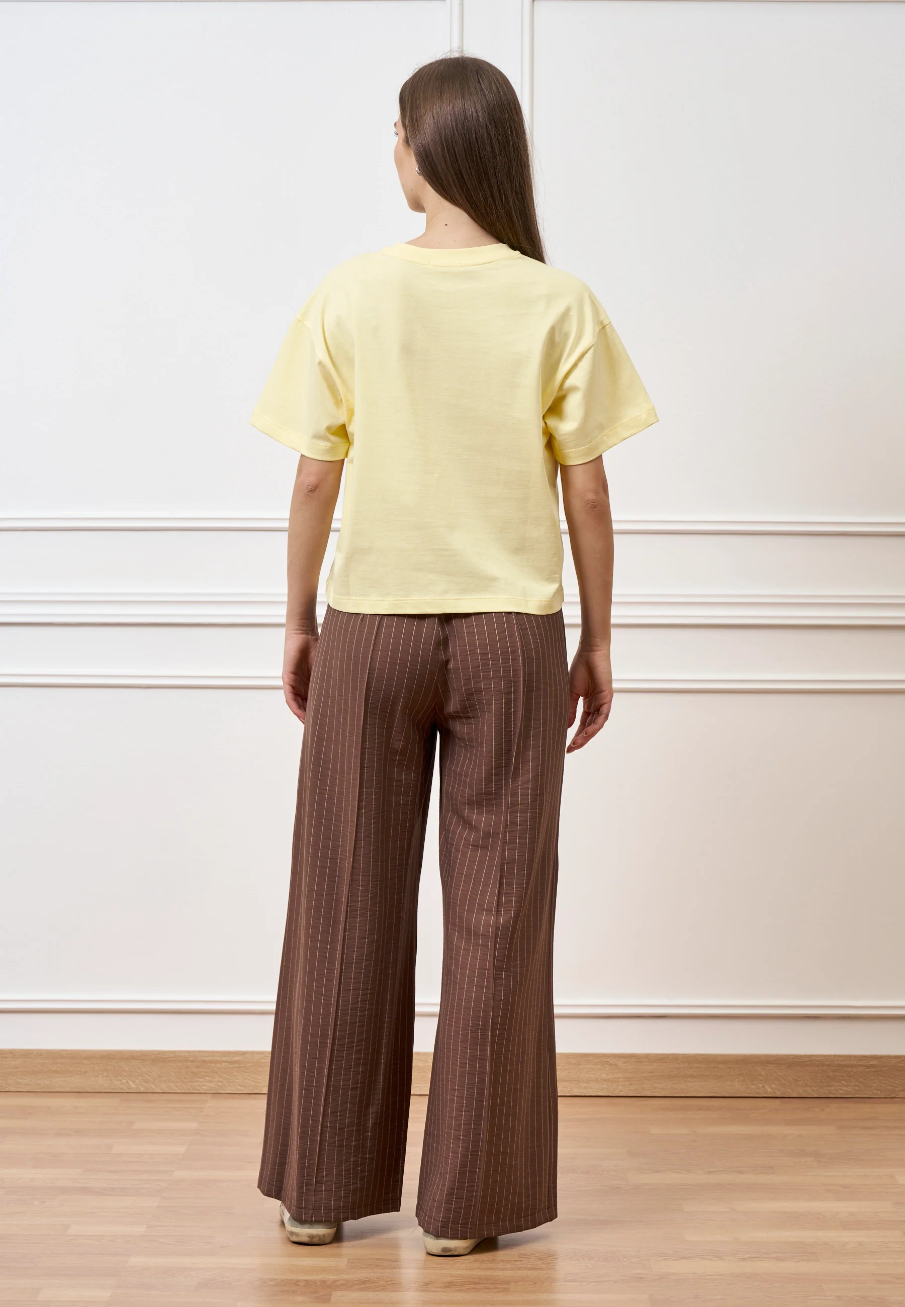 Pantalone palazzo gessato con zip laterale - MARRONE - Image 9