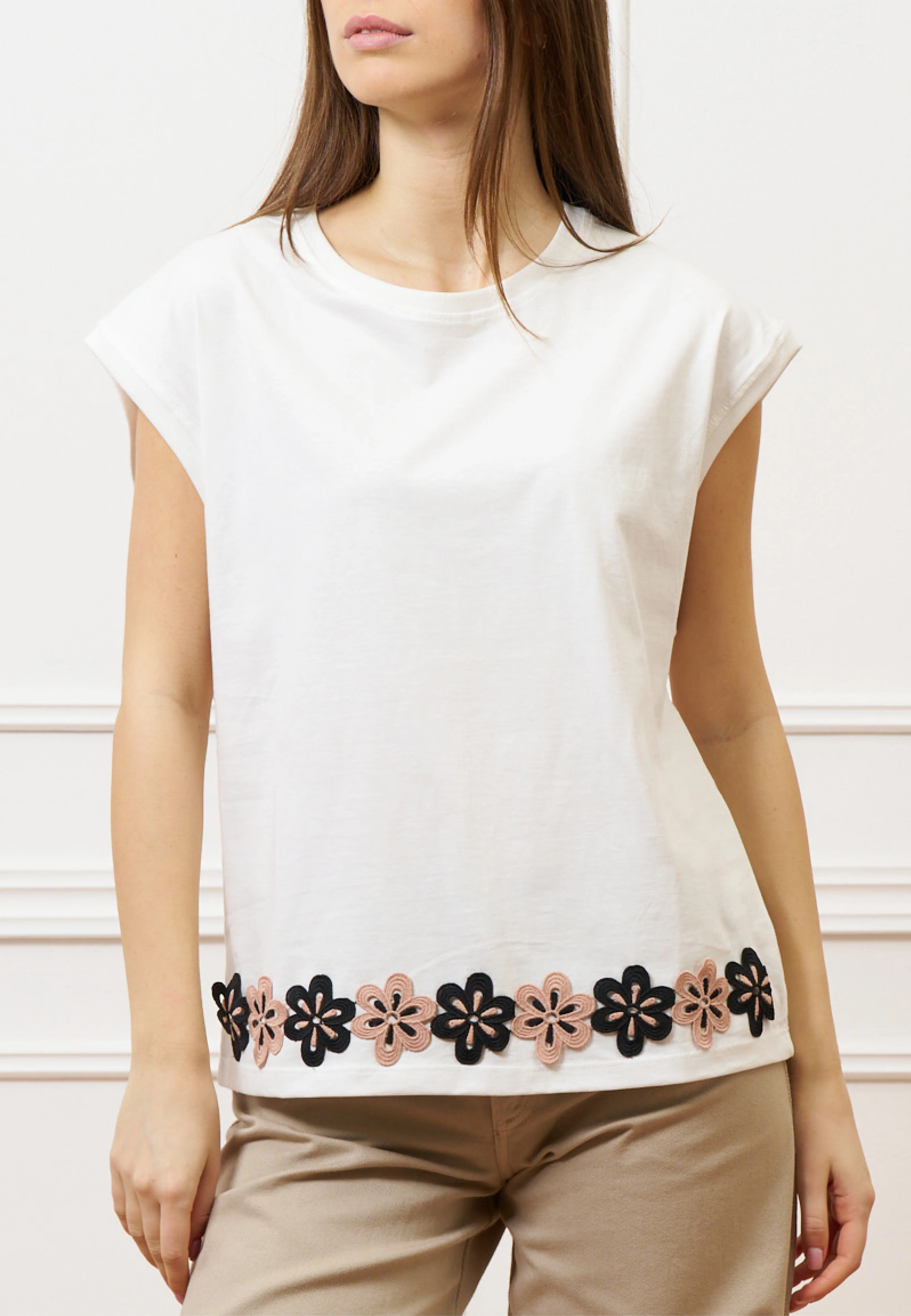 T-shirt con applicazione sul fondo - AVORIO - Image 6