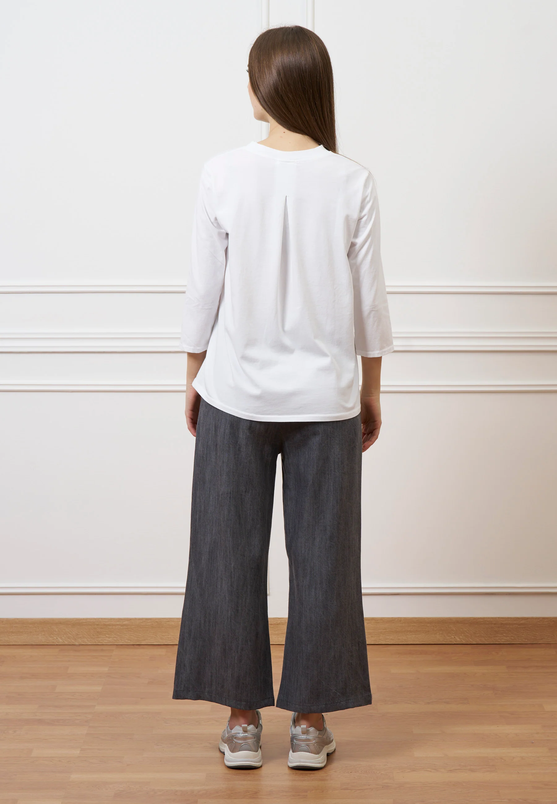 T-shirt con faldone sul retro - BIANCO - Image 4
