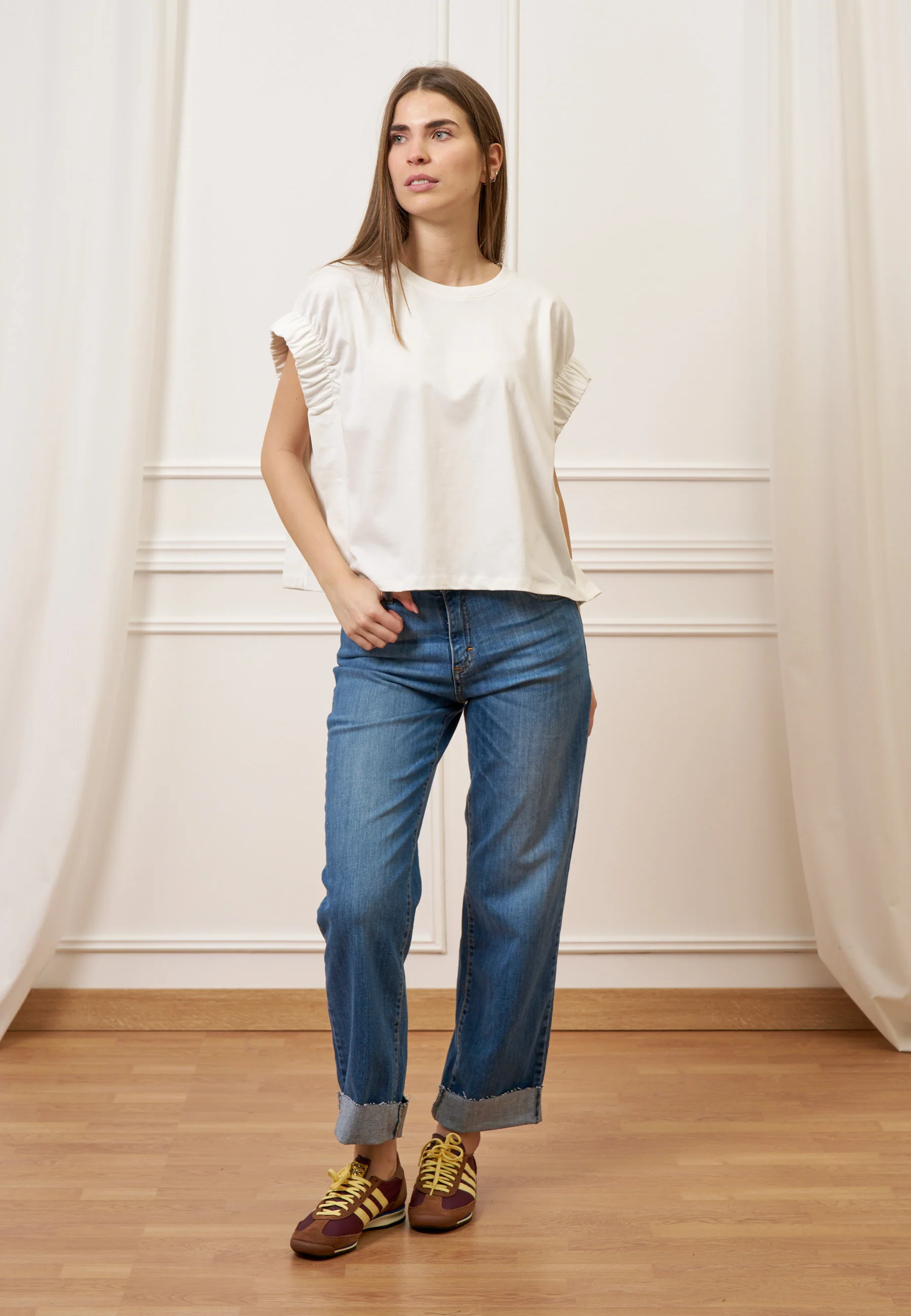 T-shirt con maniche arricciate - AVORIO - Image 4