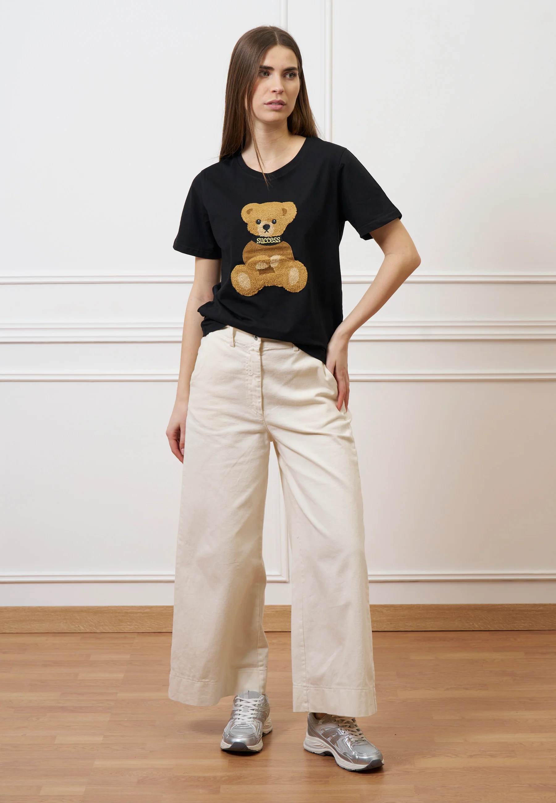 T-shirt con orsetto peluche - NERO - Image 4