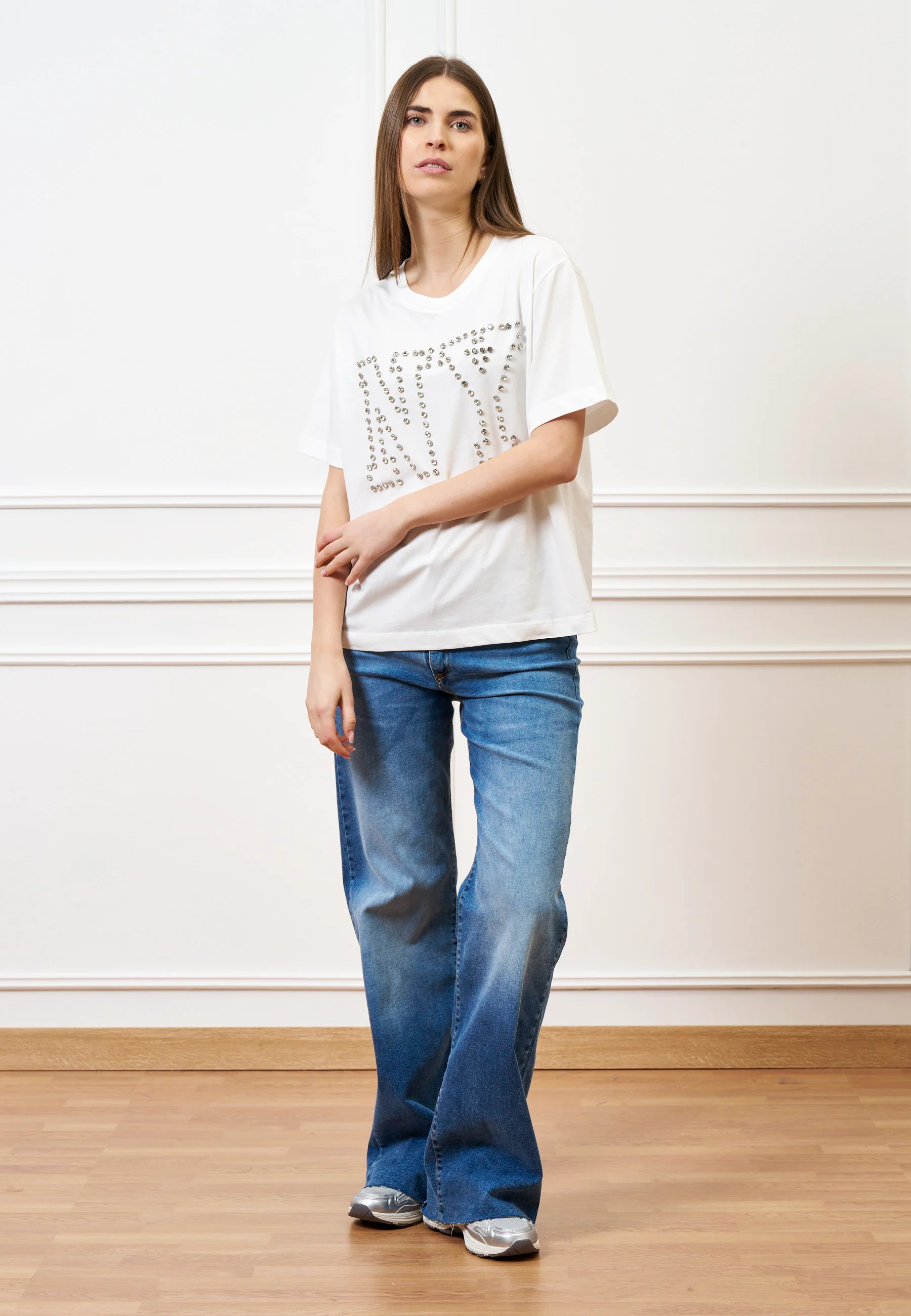 T-shirt con scritta in castoni - BIANCO - Image 3