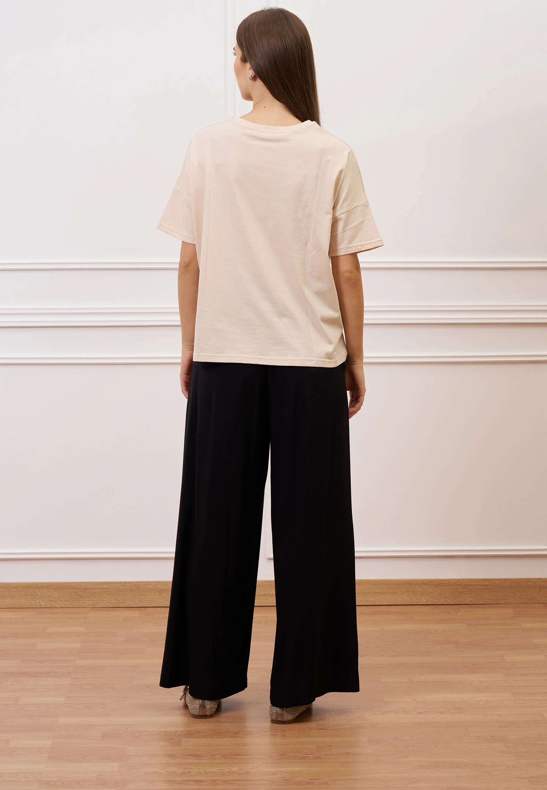 T-shirt con taschino scritta e fiore - BEIGE - Image 6