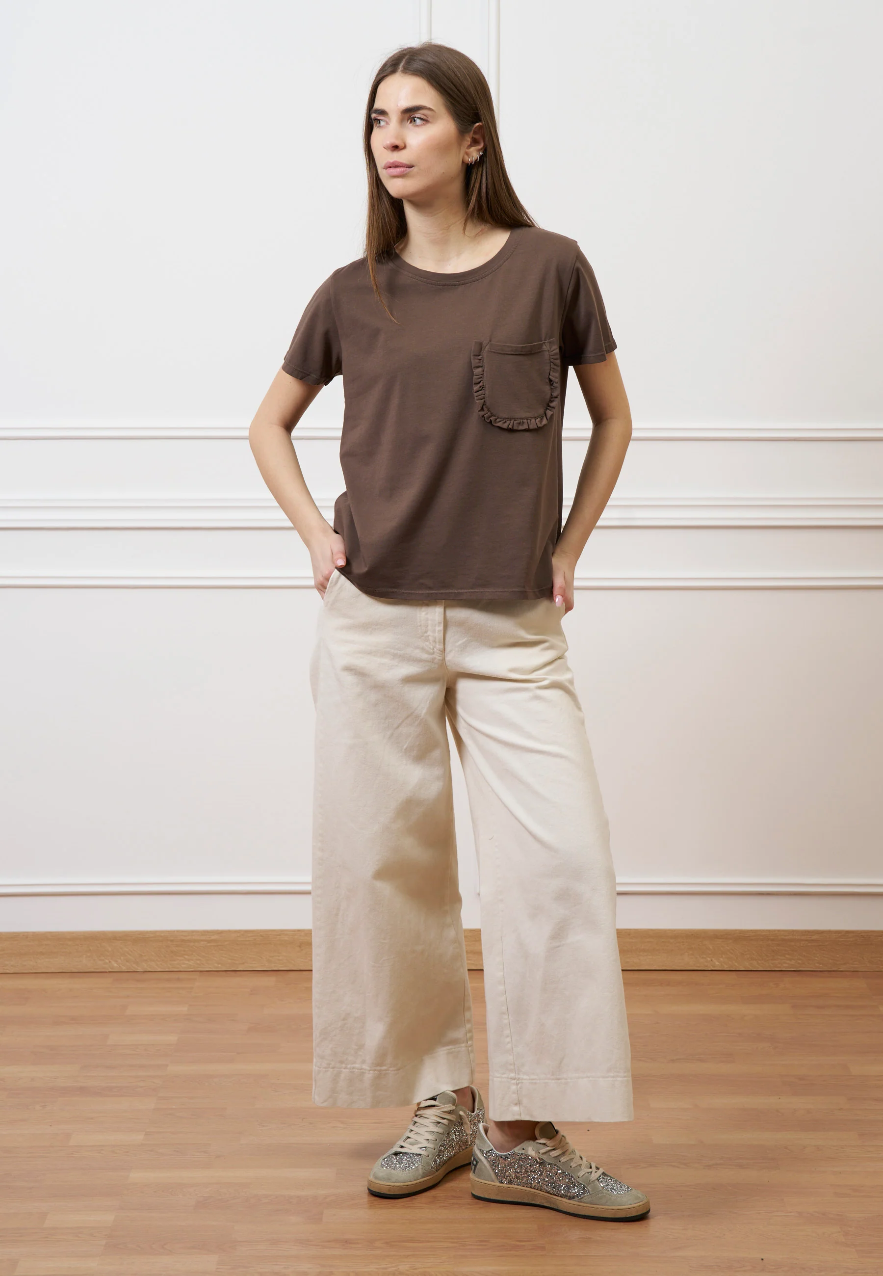 T-shirt taschino con rouches - MARRONE - Image 4
