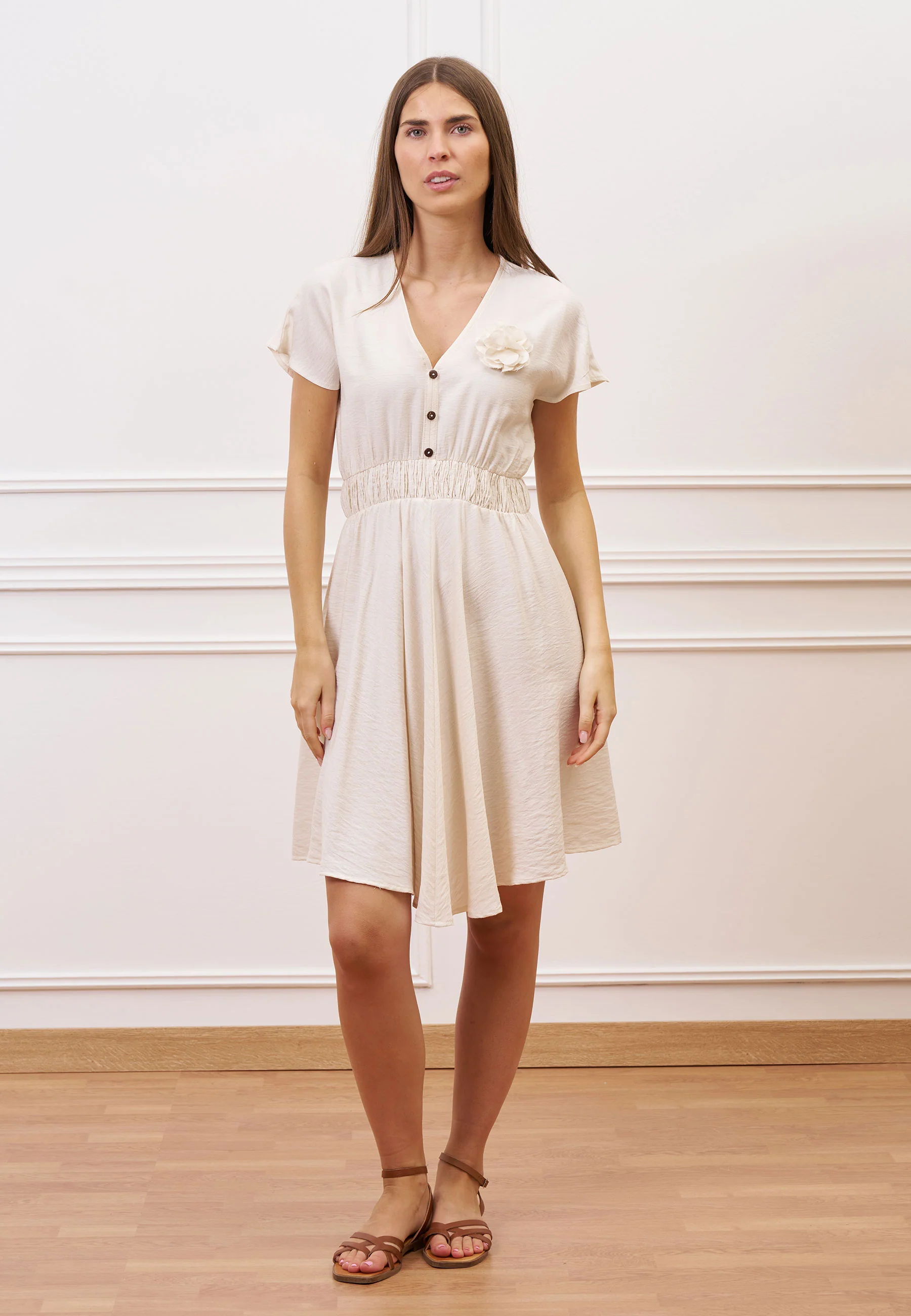 Vestito corto in viscosa con fiore - BEIGE - Image 3