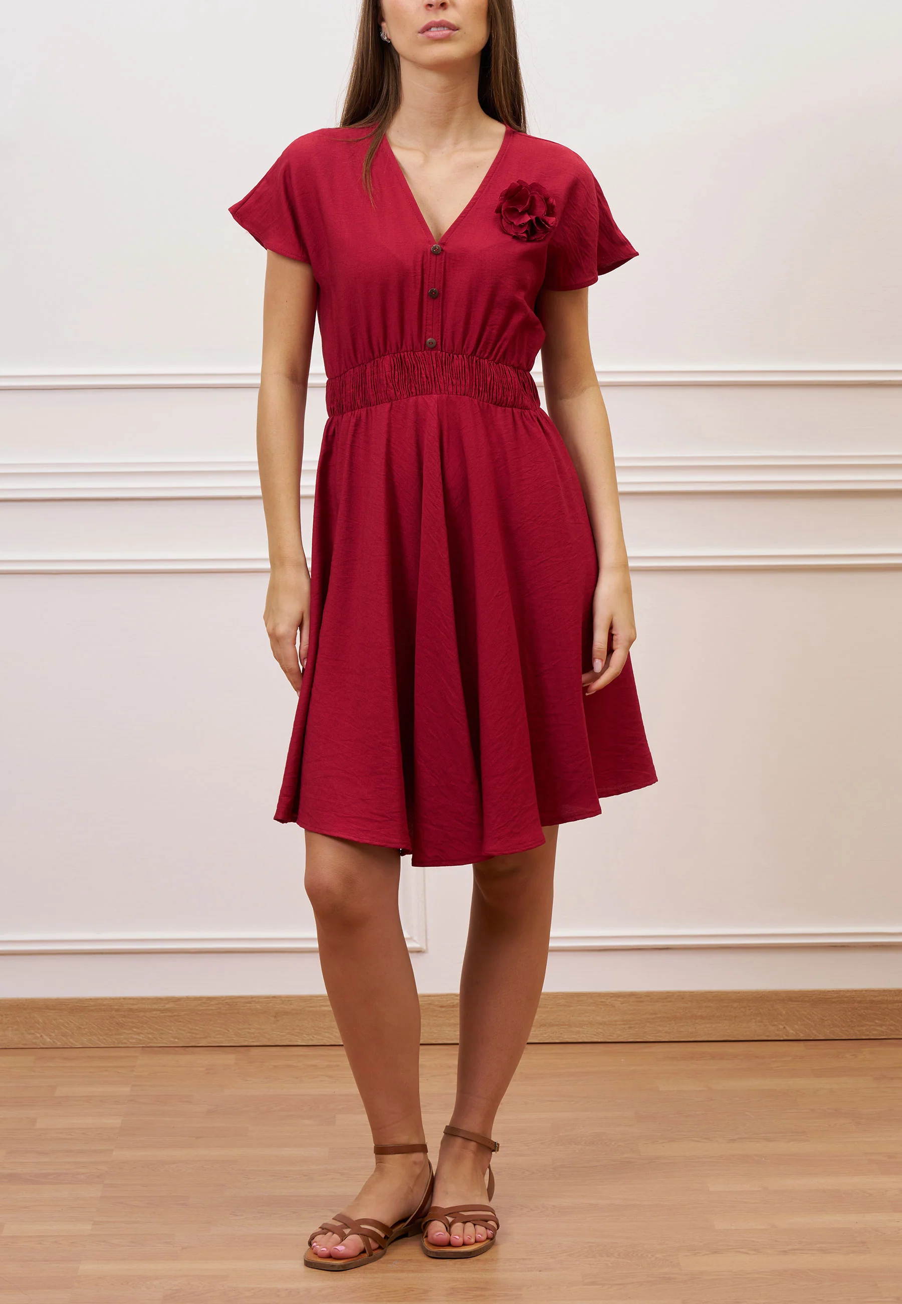 Vestito corto in viscosa con fiore - BORDEAUX - Image 3